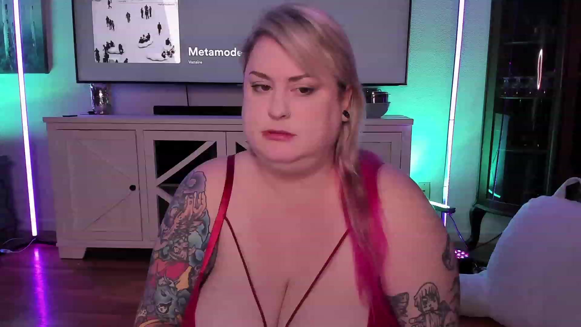 Gallery image thumbnail from mari_jae's myfreecams stream on, 07/03/2023, 09:57 image 6 of 20