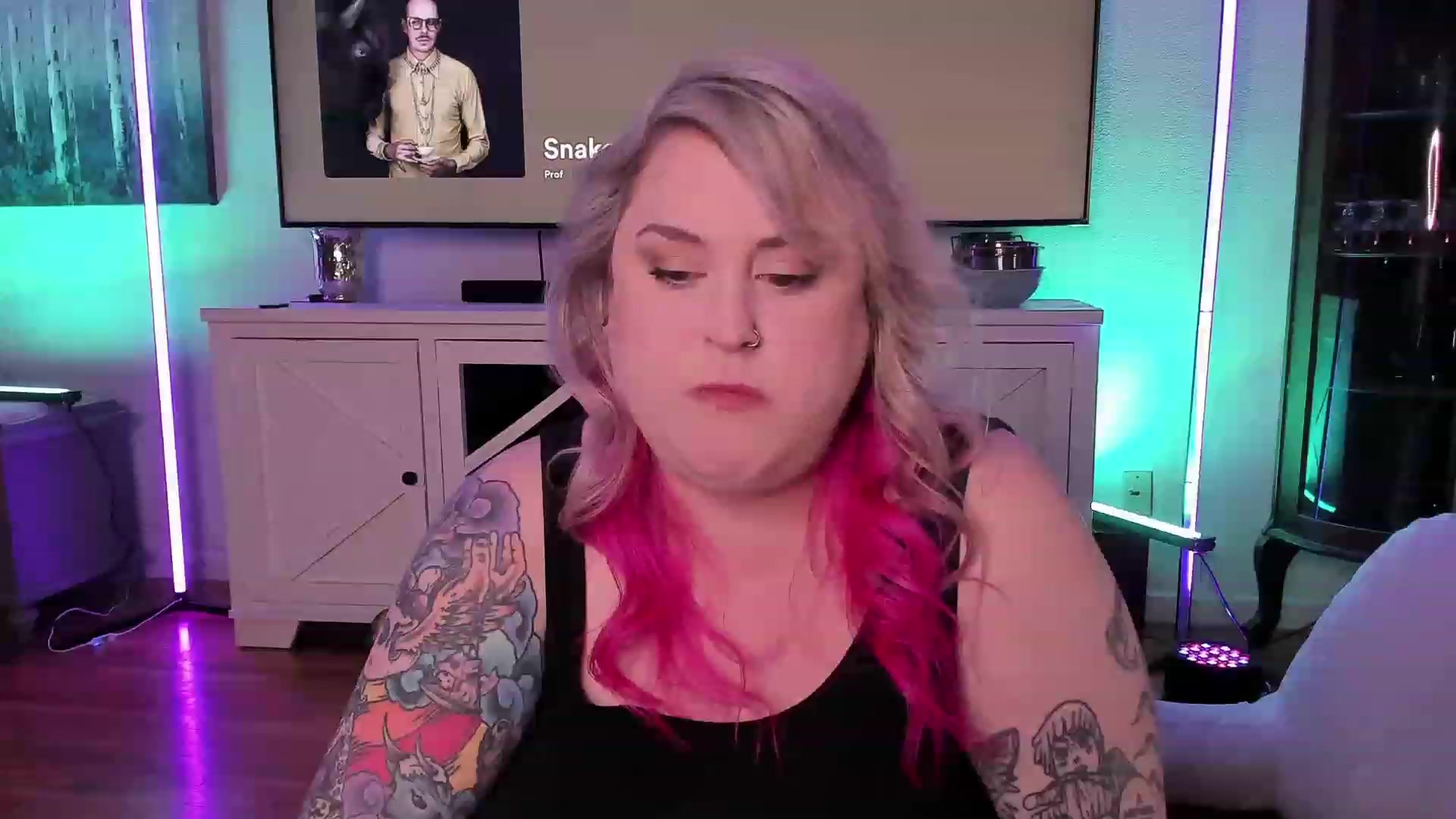 Gallery image thumbnail from mari_jae's myfreecams stream on, 07/04/2023, 10:38 image 6 of 20