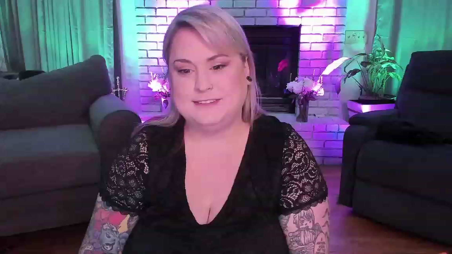 Gallery image thumbnail from mari_jae's myfreecams stream on, 07/11/2023, 06:55 image 3 of 20