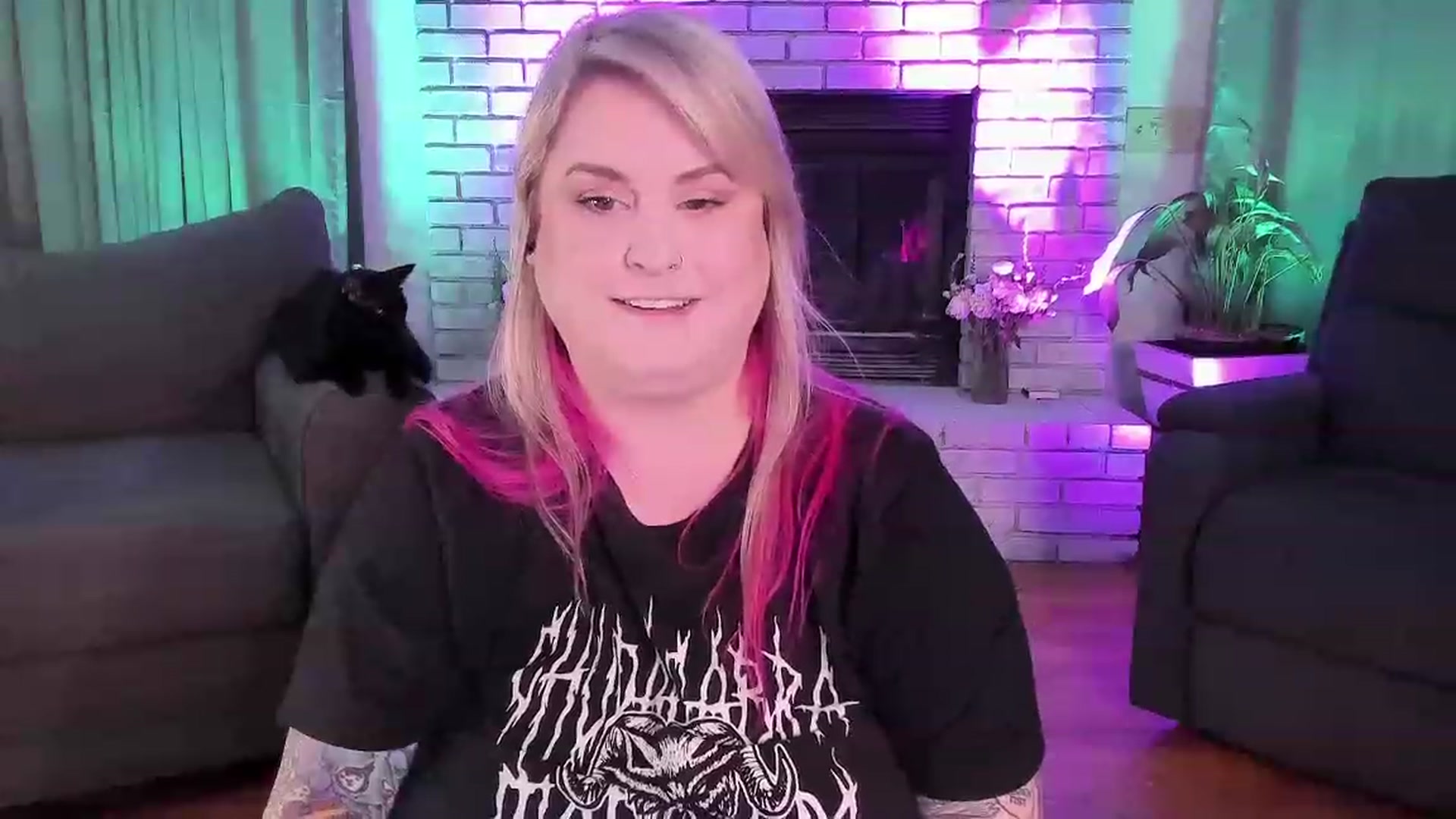 Gallery image thumbnail from mari_jae's myfreecams stream on, 07/15/2023, 09:45 image 18 of 20