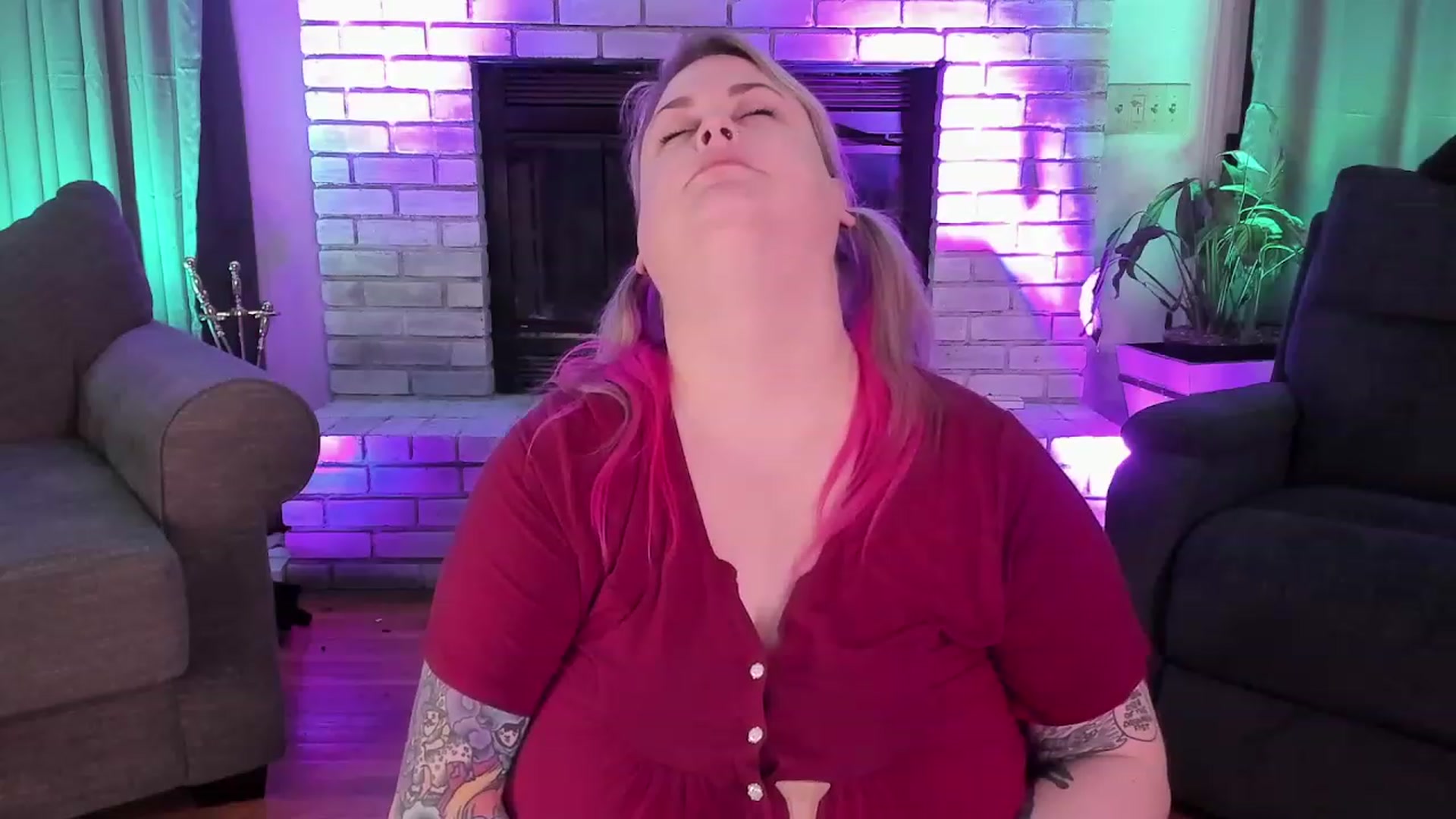 Gallery image thumbnail from mari_jae's myfreecams stream on, 07/29/2023, 10:42 image 19 of 20