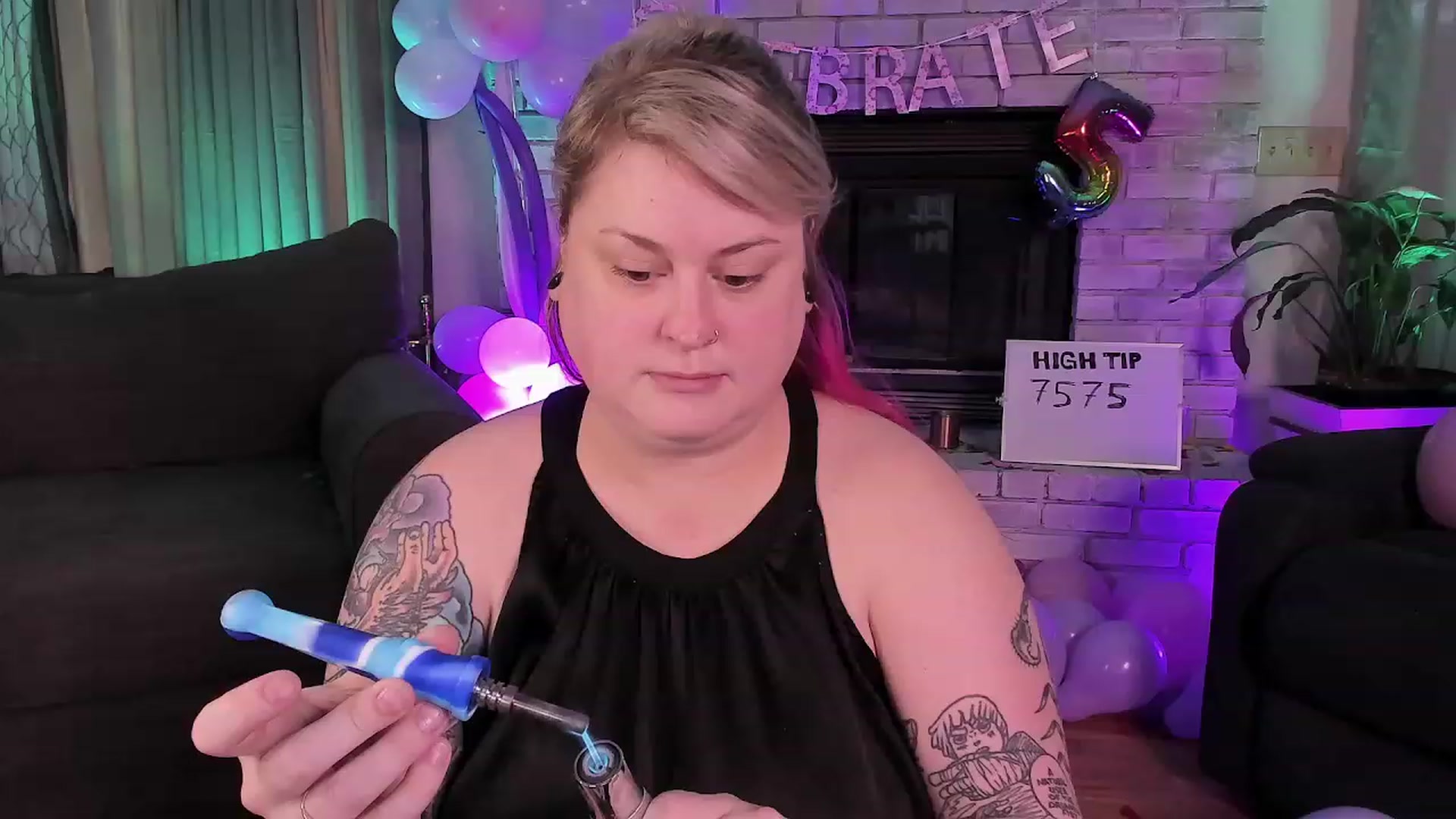 Gallery image thumbnail from mari_jae's myfreecams stream on, 08/11/2023, 24:02 image 10 of 20