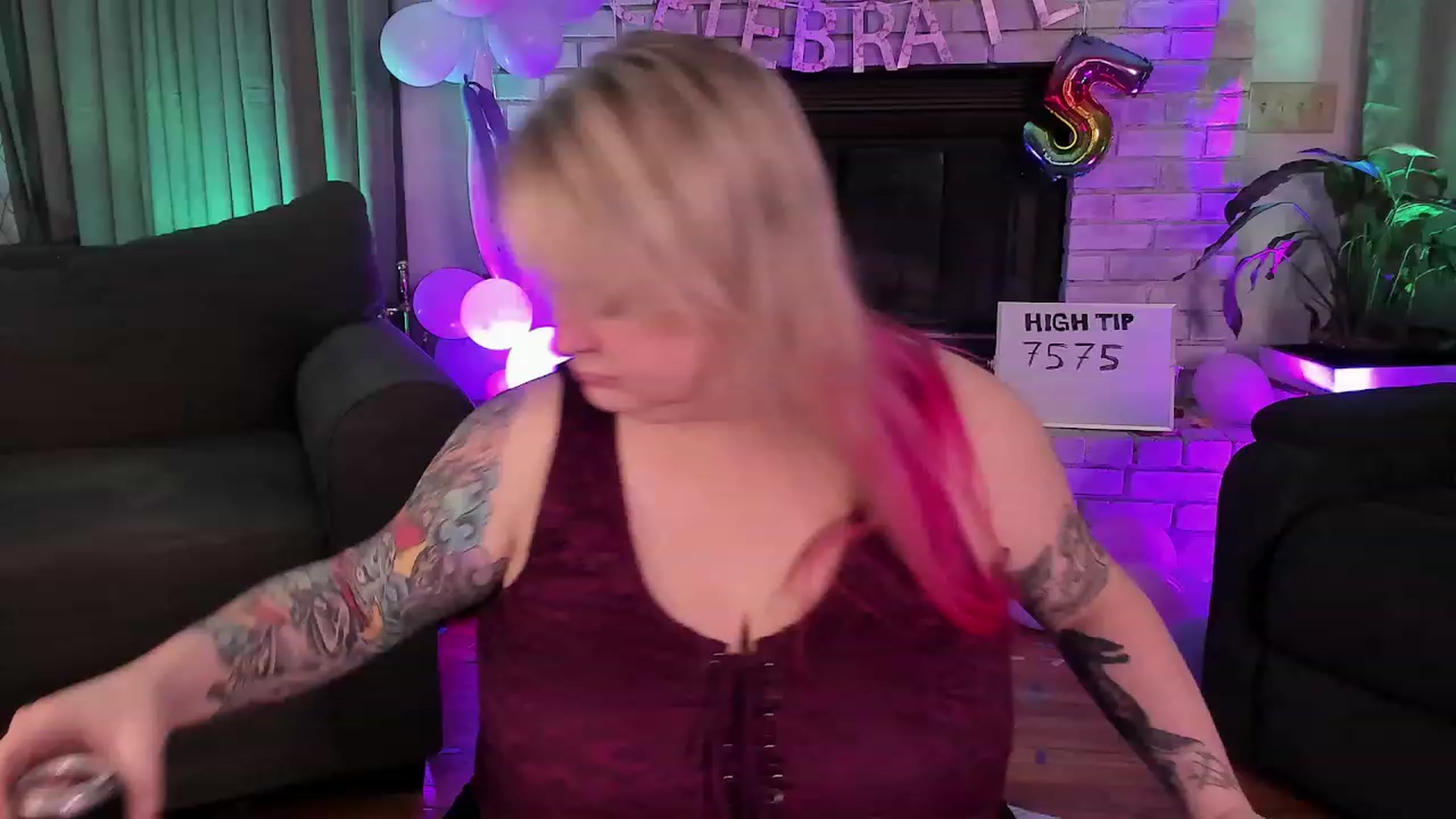 Gallery image thumbnail from mari_jae's myfreecams stream on, 08/13/2023, 02:46 image 1 of 20