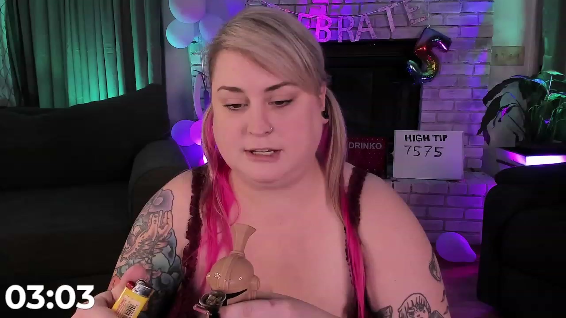 Gallery image thumbnail from mari_jae's myfreecams stream on, 08/19/2023, 07:36 image 5 of 20
