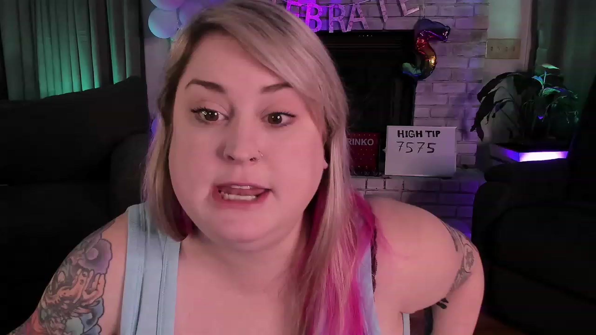 Gallery image thumbnail from mari_jae's myfreecams stream on, 08/21/2023, 07:37 image 4 of 20