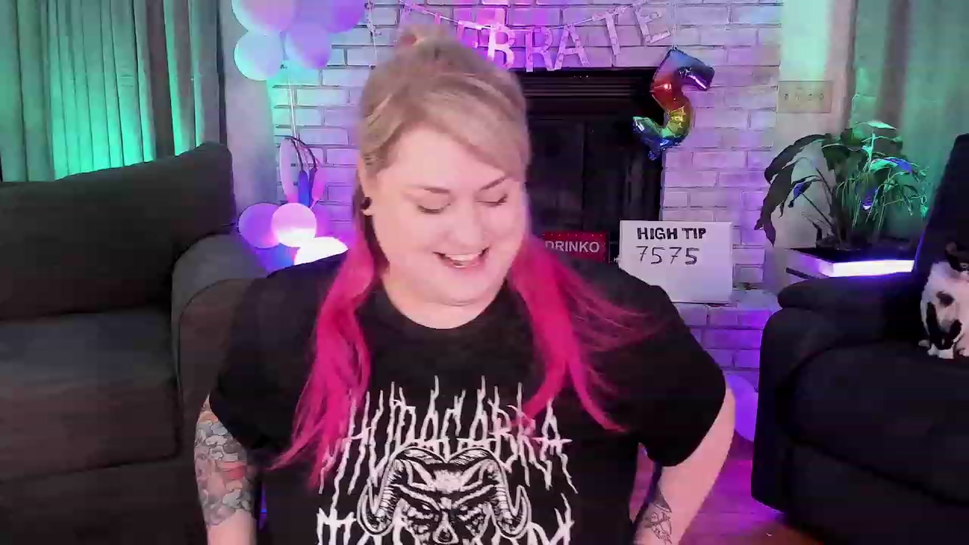 Gallery image thumbnail from mari_jae's myfreecams stream on, 08/22/2023, 05:44 image 2 of 20