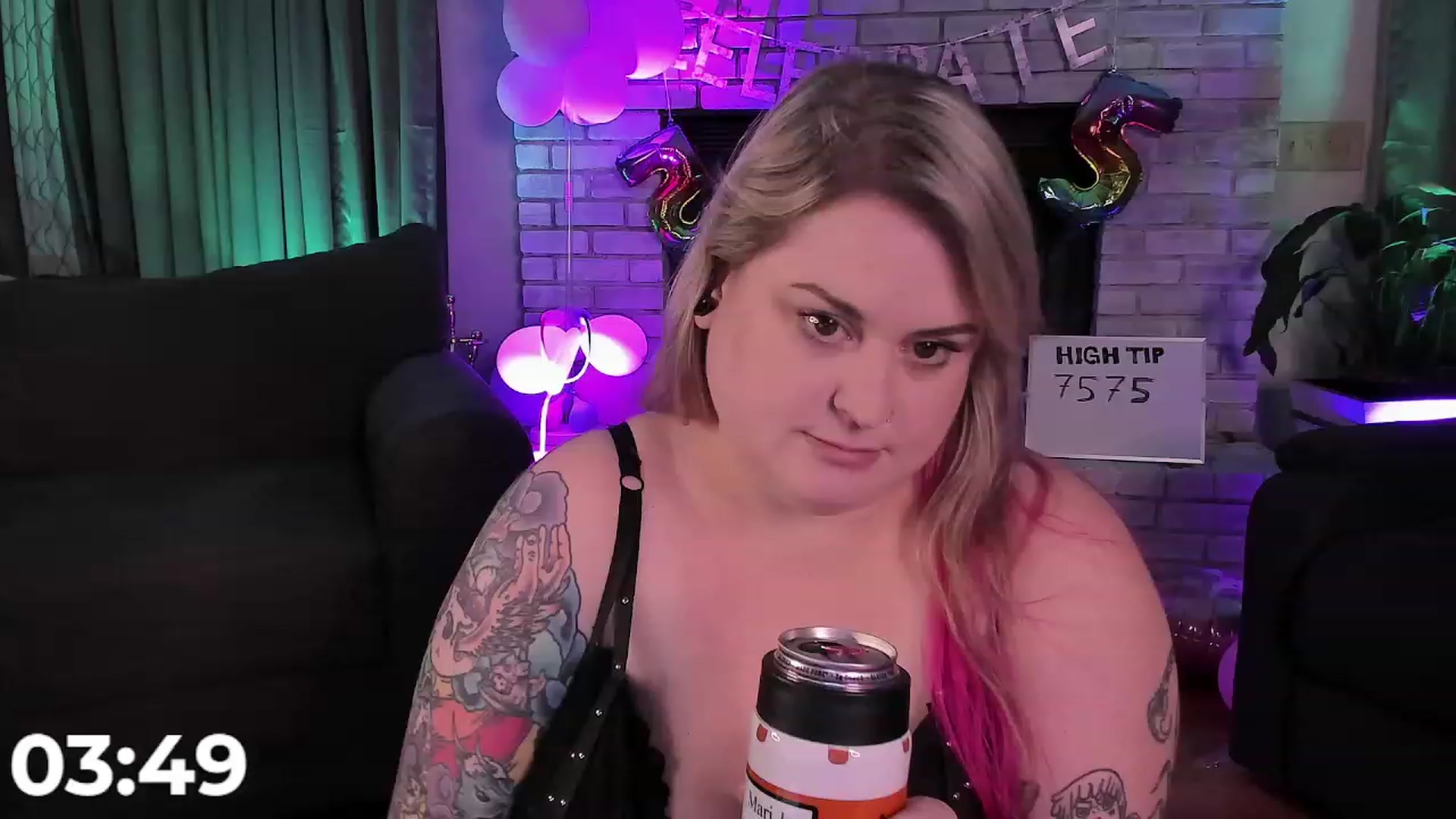 Gallery image thumbnail from mari_jae's myfreecams stream on, 08/24/2023, 08:04 image 18 of 20