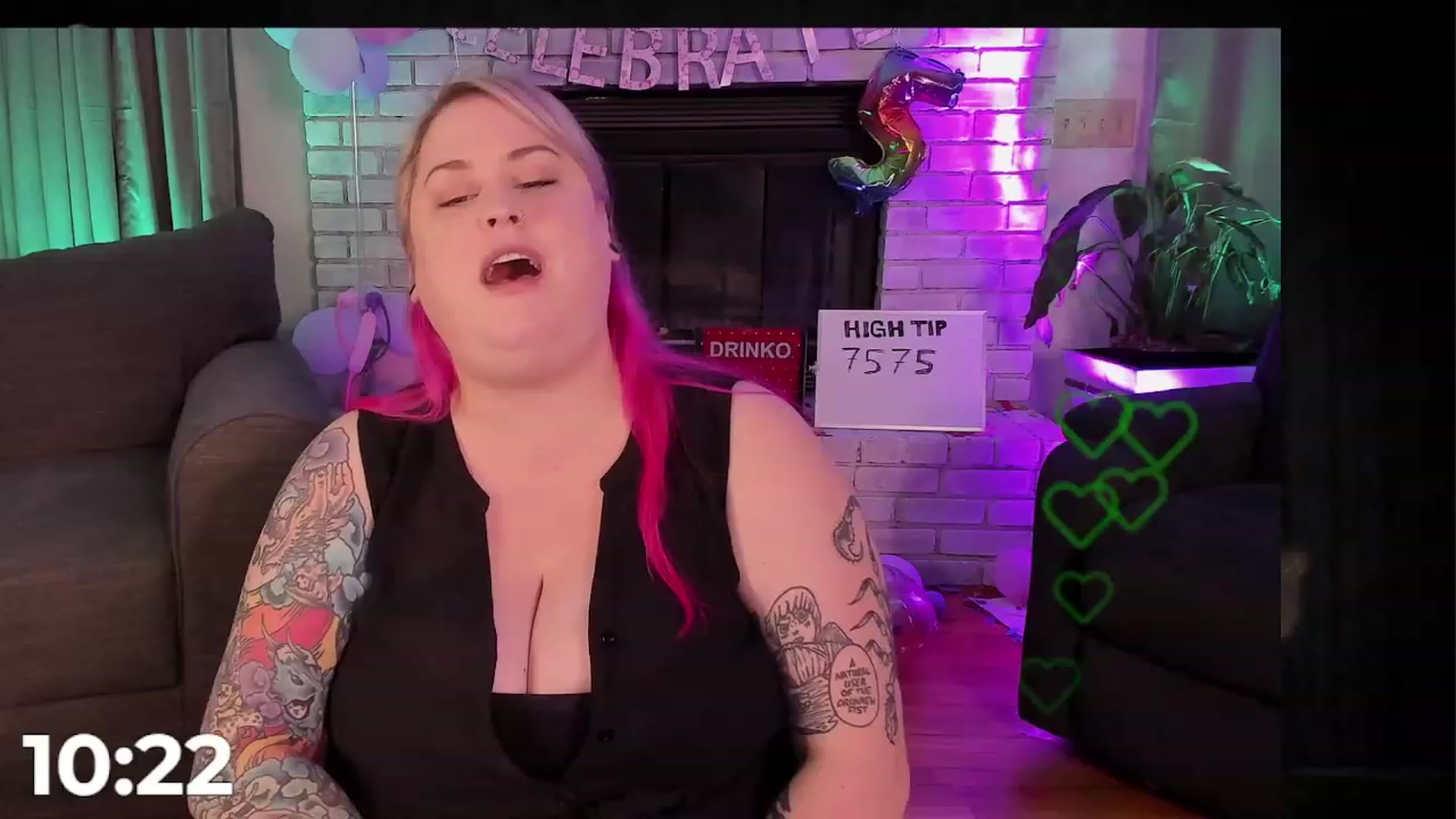 Gallery image thumbnail from mari_jae's myfreecams stream on, 08/26/2023, 08:25 image 4 of 20