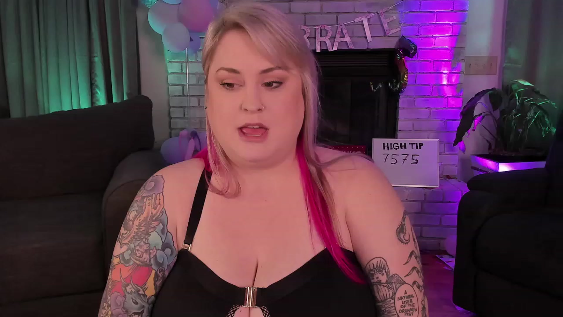 Gallery image thumbnail from mari_jae's myfreecams stream on, 08/27/2023, 06:46 image 19 of 20