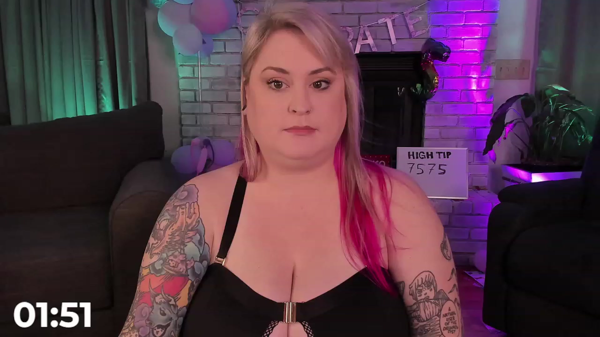 Gallery image thumbnail from mari_jae's myfreecams stream on, 08/27/2023, 06:46 image 14 of 20