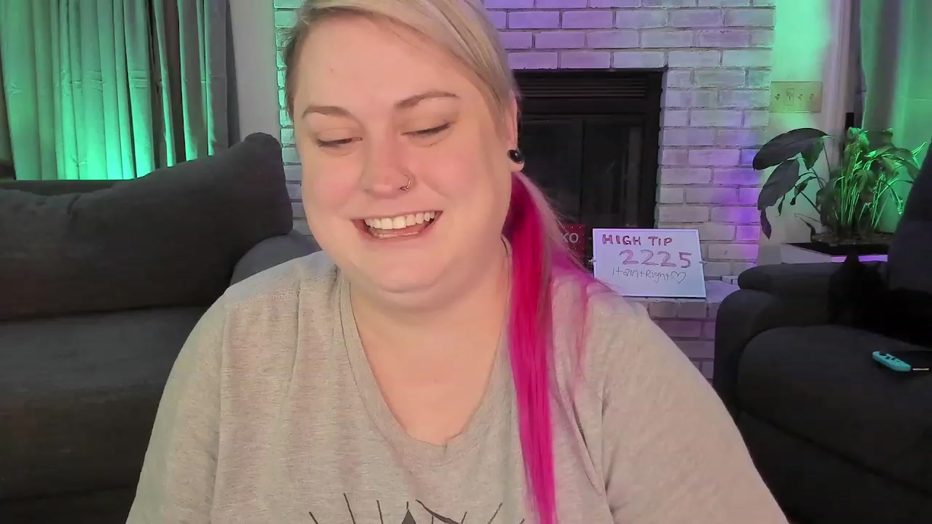 Gallery image thumbnail from mari_jae's myfreecams stream on, 09/25/2023, 09:10 image 18 of 20