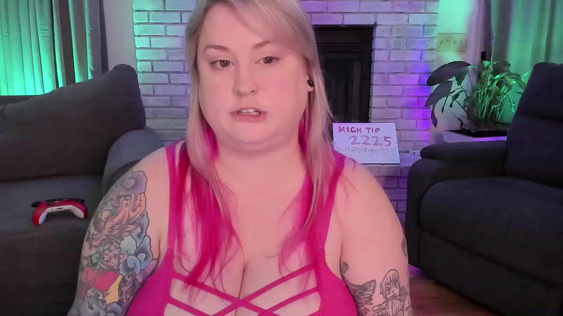 Gallery image thumbnail from mari_jae's myfreecams stream on, 09/27/2023, 08:19 image 7 of 20