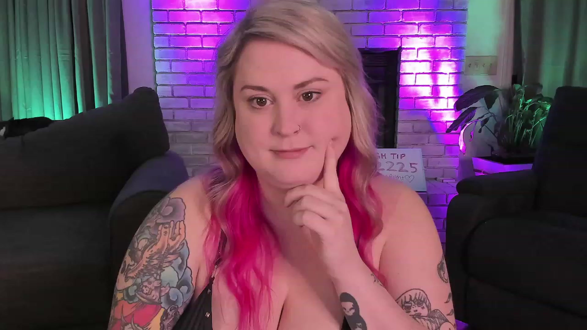 Gallery image thumbnail from mari_jae's myfreecams stream on, 09/29/2023, 07:29 image 19 of 20
