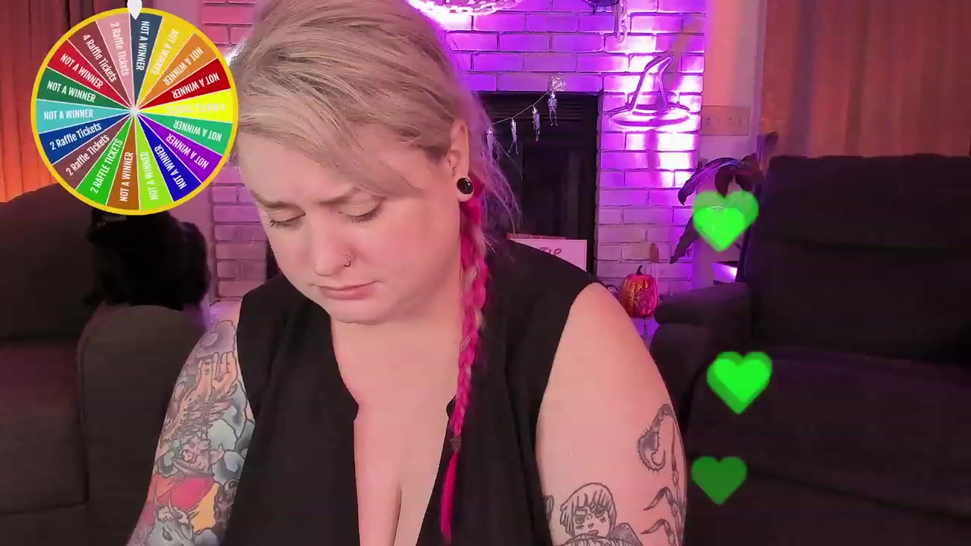 Gallery image thumbnail from mari_jae's myfreecams stream on, 10/15/2023, 11:53 image 9 of 20