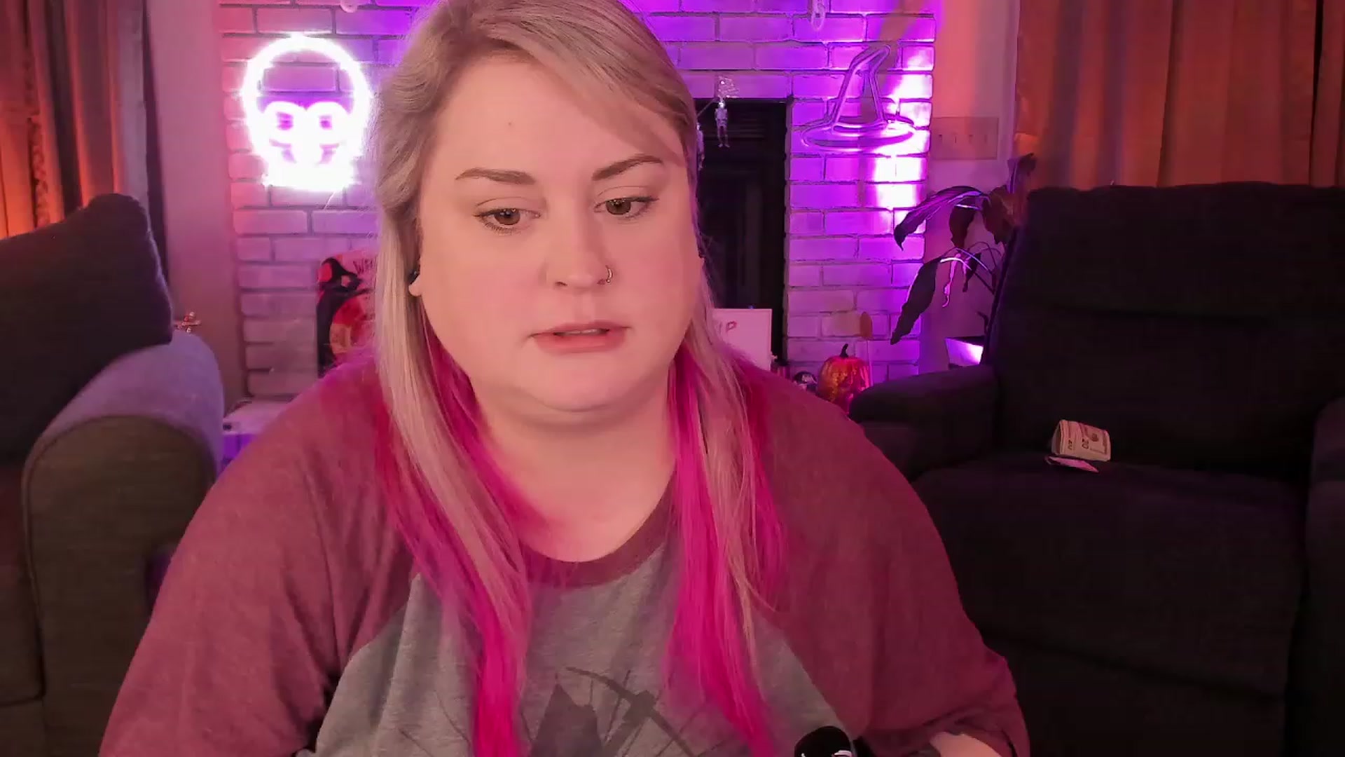 Gallery image thumbnail from mari_jae's myfreecams stream on, 10/18/2023, 10:07 image 18 of 20
