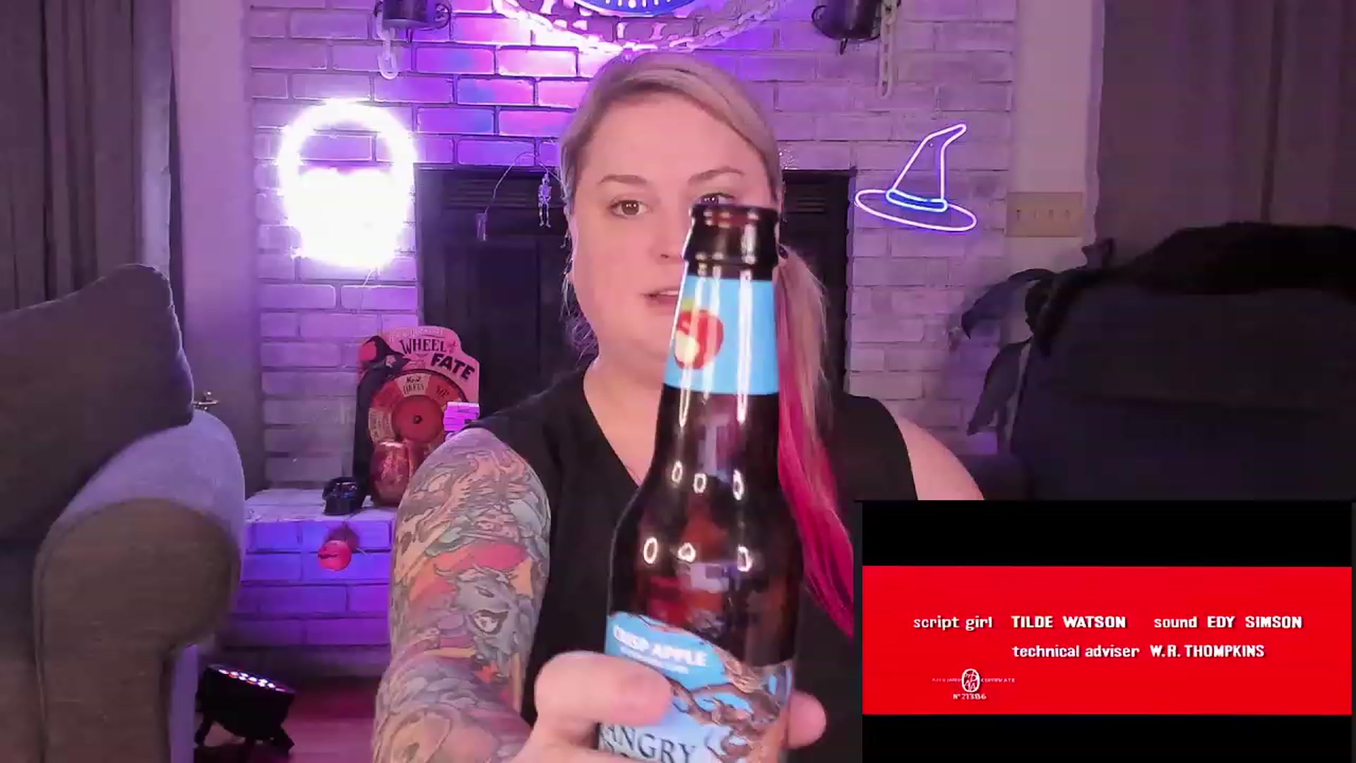 Gallery image thumbnail from mari_jae's myfreecams stream on, 10/23/2023, 08:54 image 7 of 20