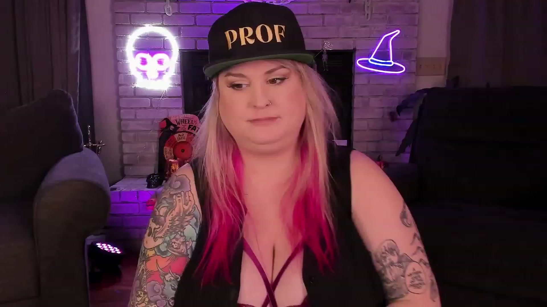 Gallery image thumbnail from mari_jae's myfreecams stream on, 10/28/2023, 10:35 image 17 of 20