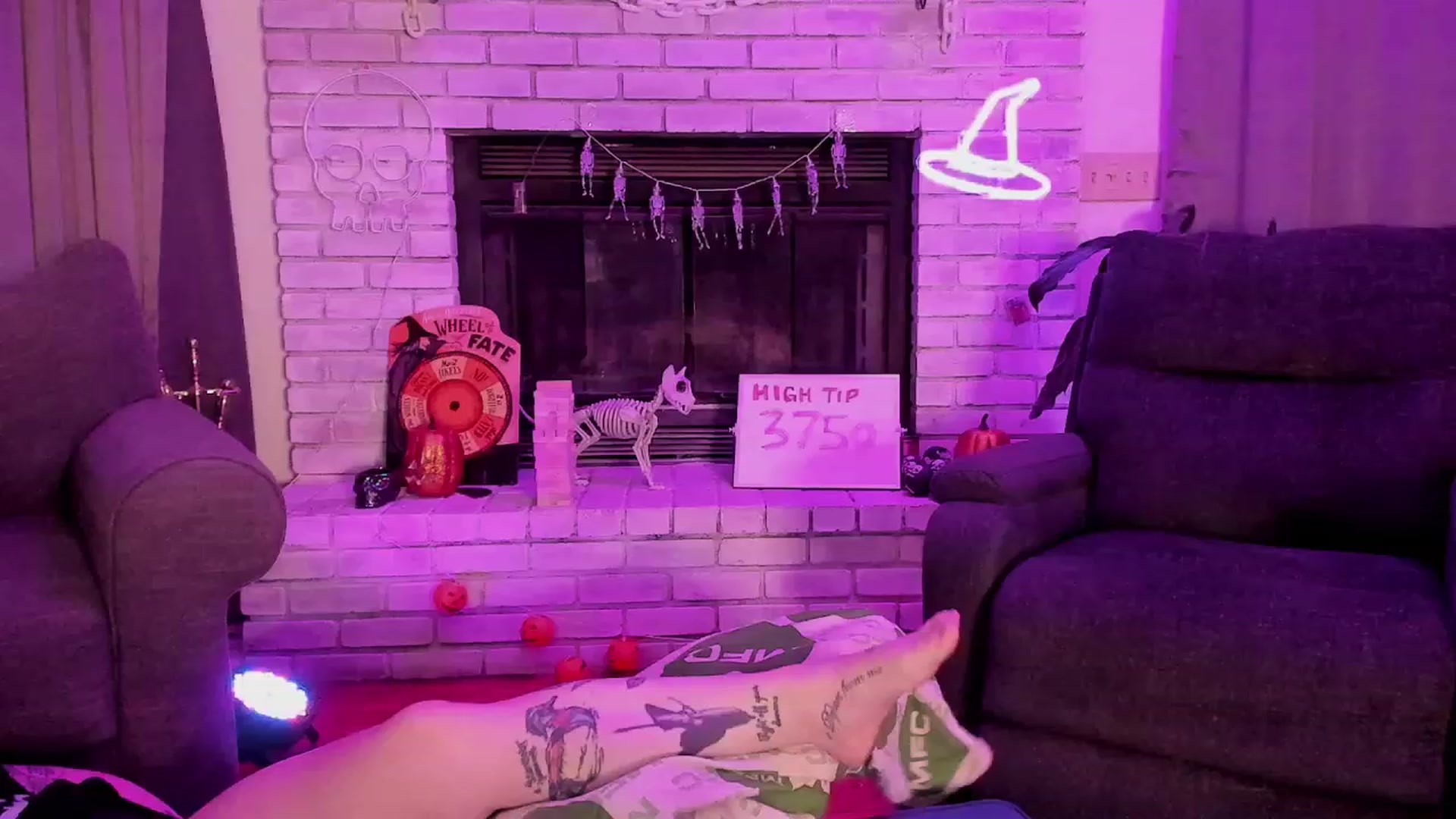 Gallery image thumbnail from mari_jae's myfreecams stream on, 10/30/2023, 09:24 image 10 of 20