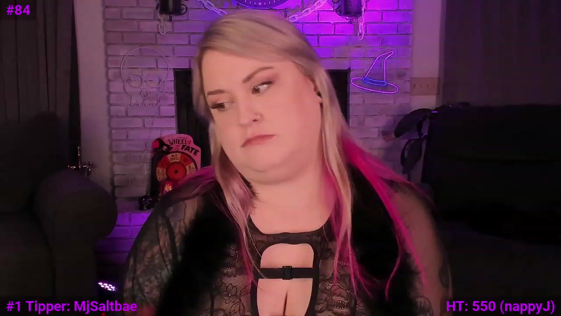 Gallery image thumbnail from mari_jae's myfreecams stream on, 11/08/2023, 09:59 image 2 of 20