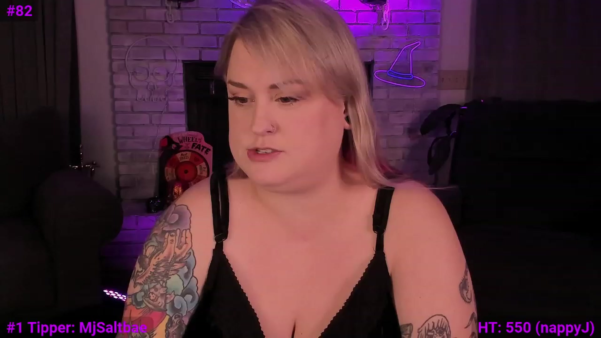 Gallery image thumbnail from mari_jae's myfreecams stream on, 11/08/2023, 11:09 image 6 of 20