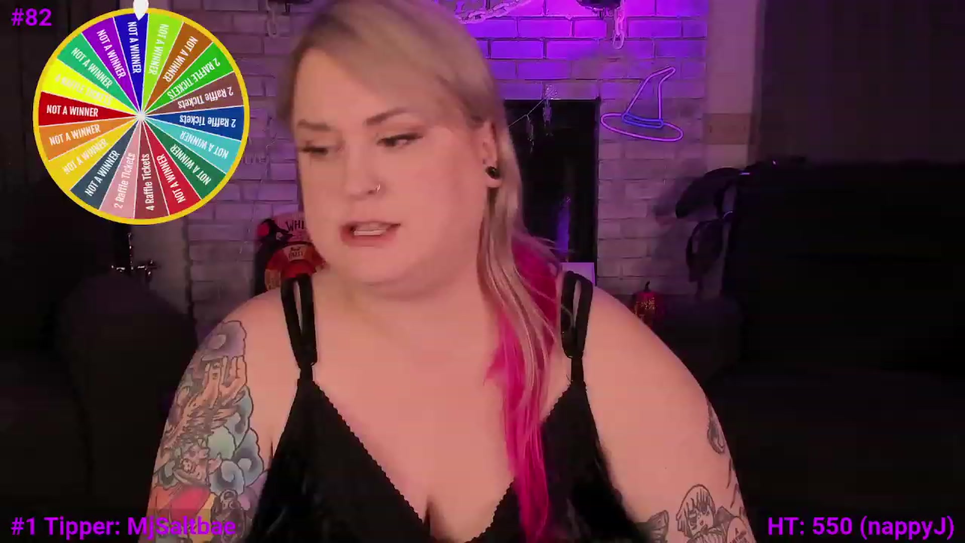 Gallery image thumbnail from mari_jae's myfreecams stream on, 11/08/2023, 11:09 image 12 of 20