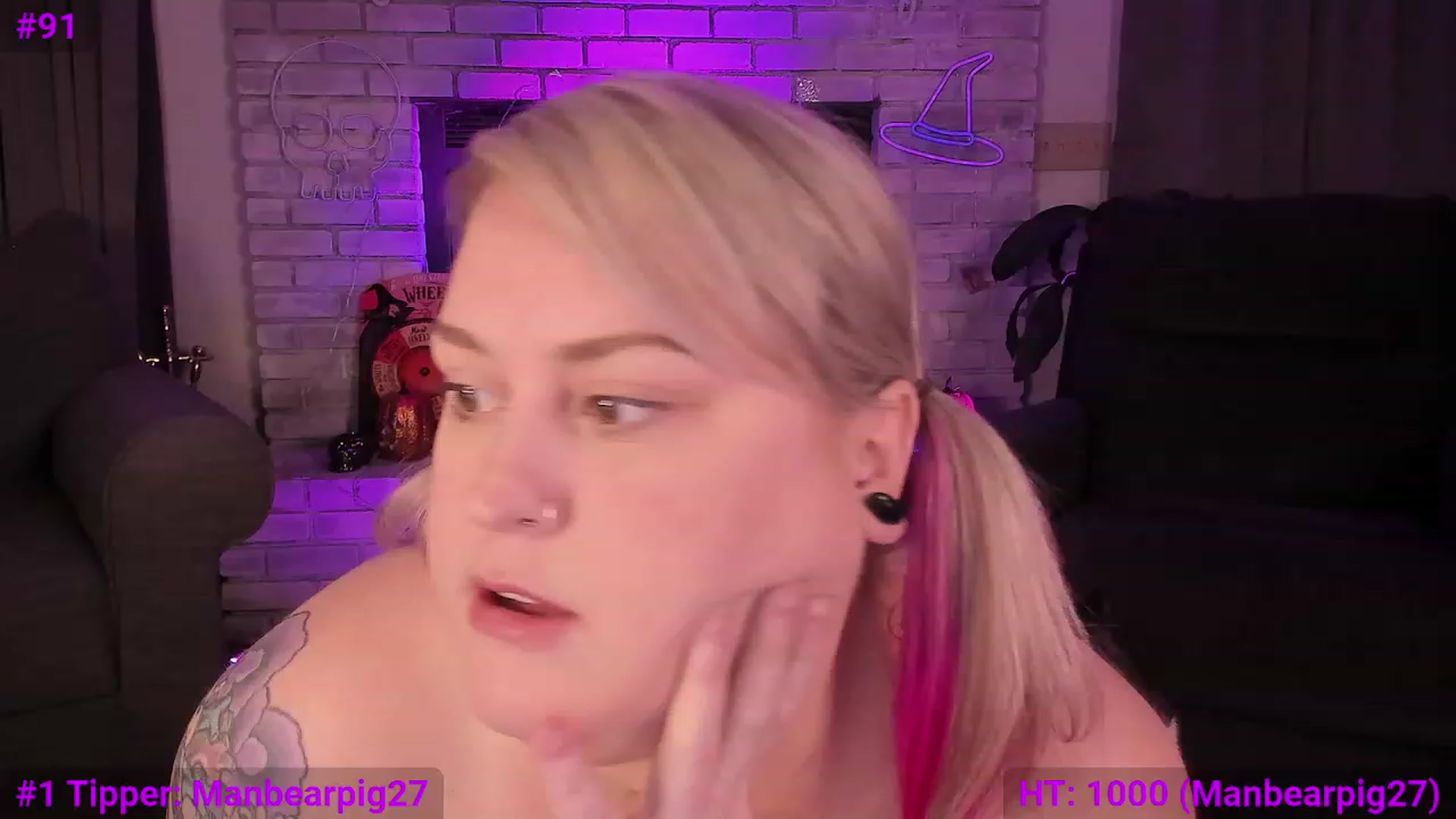 Gallery image thumbnail from mari_jae's myfreecams stream on, 11/09/2023, 10:04 image 17 of 20