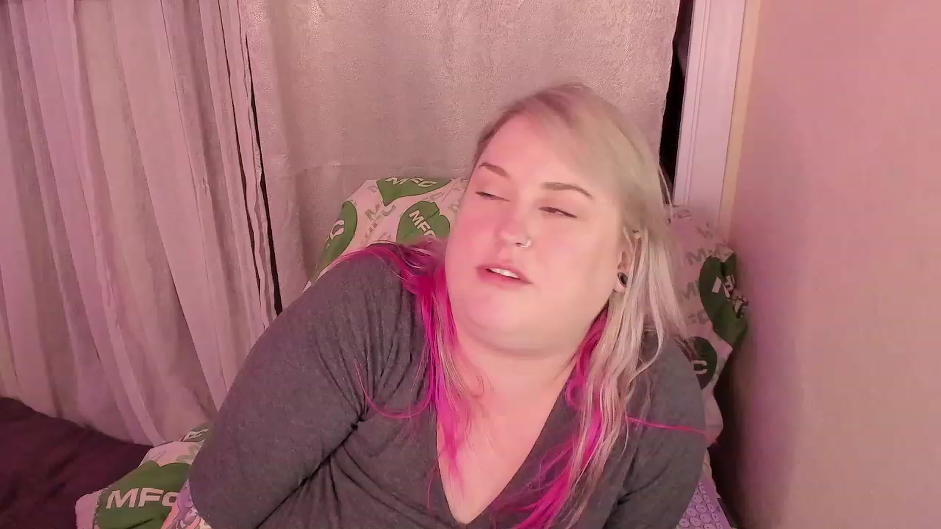 Gallery image thumbnail from mari_jae's myfreecams stream on, 11/11/2023, 13:11 image 20 of 20