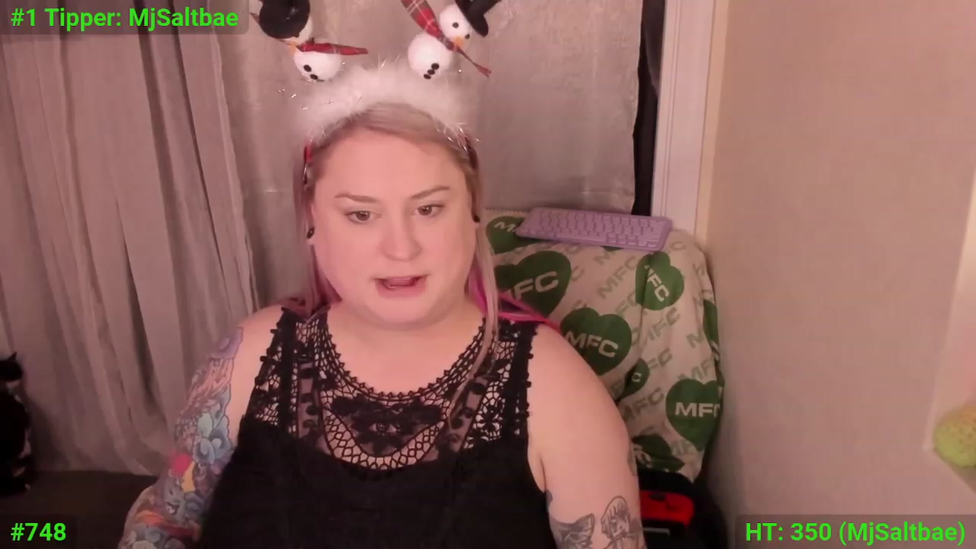 Gallery image thumbnail from mari_jae's myfreecams stream on, 12/02/2023, 08:02 image 11 of 20