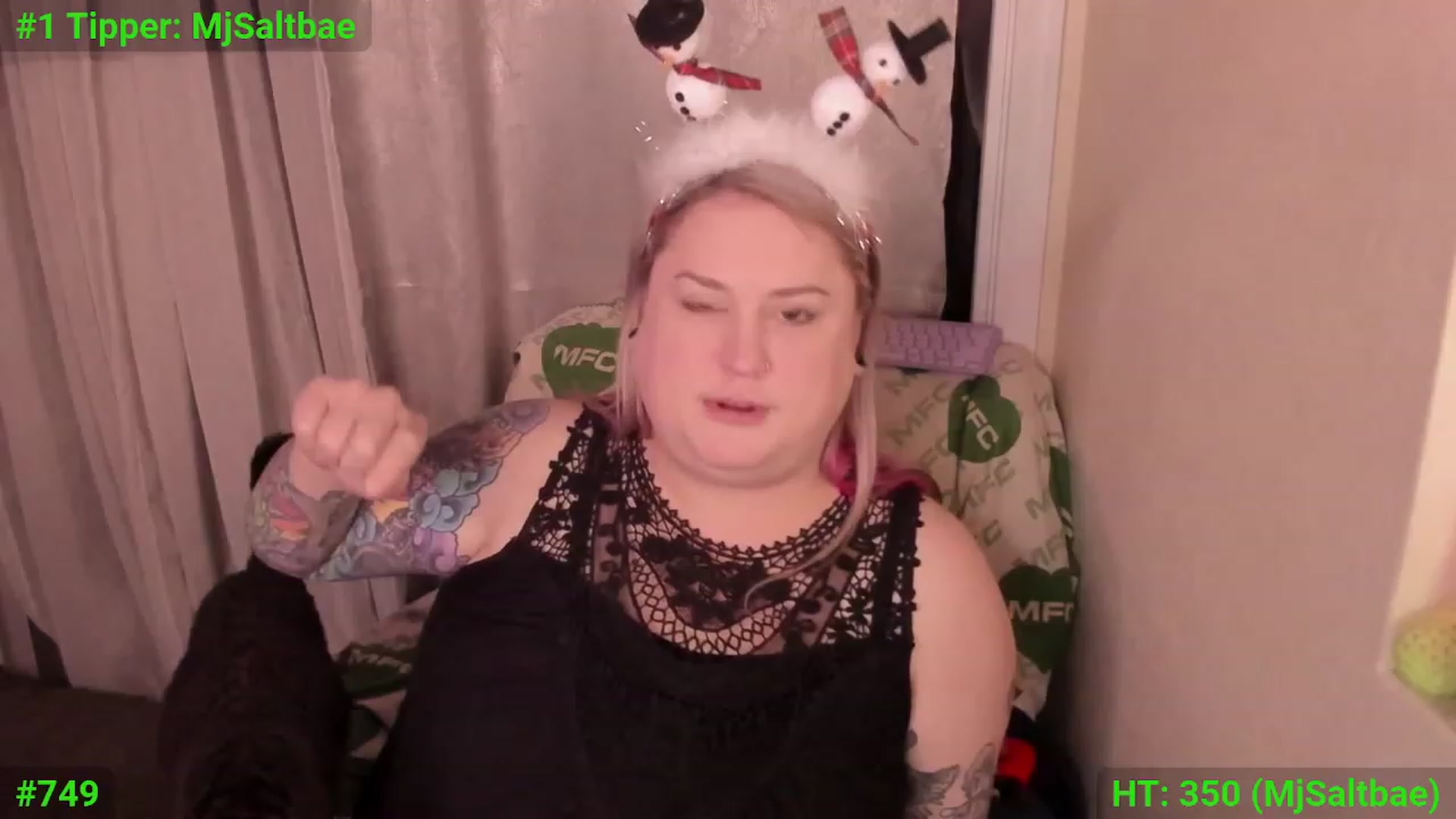 Gallery image thumbnail from mari_jae's myfreecams stream on, 12/02/2023, 08:02 image 15 of 20