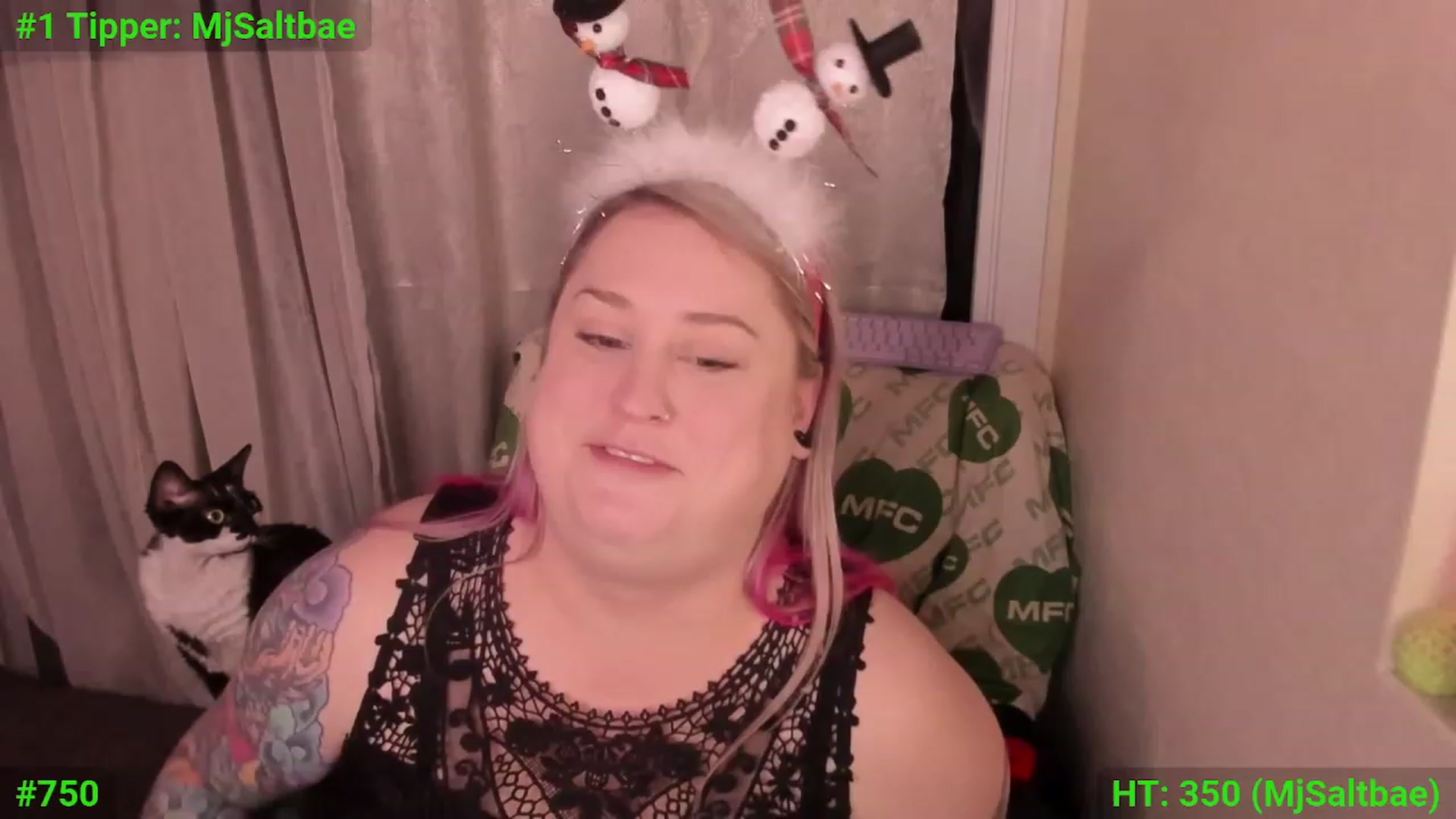 Gallery image thumbnail from mari_jae's myfreecams stream on, 12/02/2023, 08:02 image 16 of 20