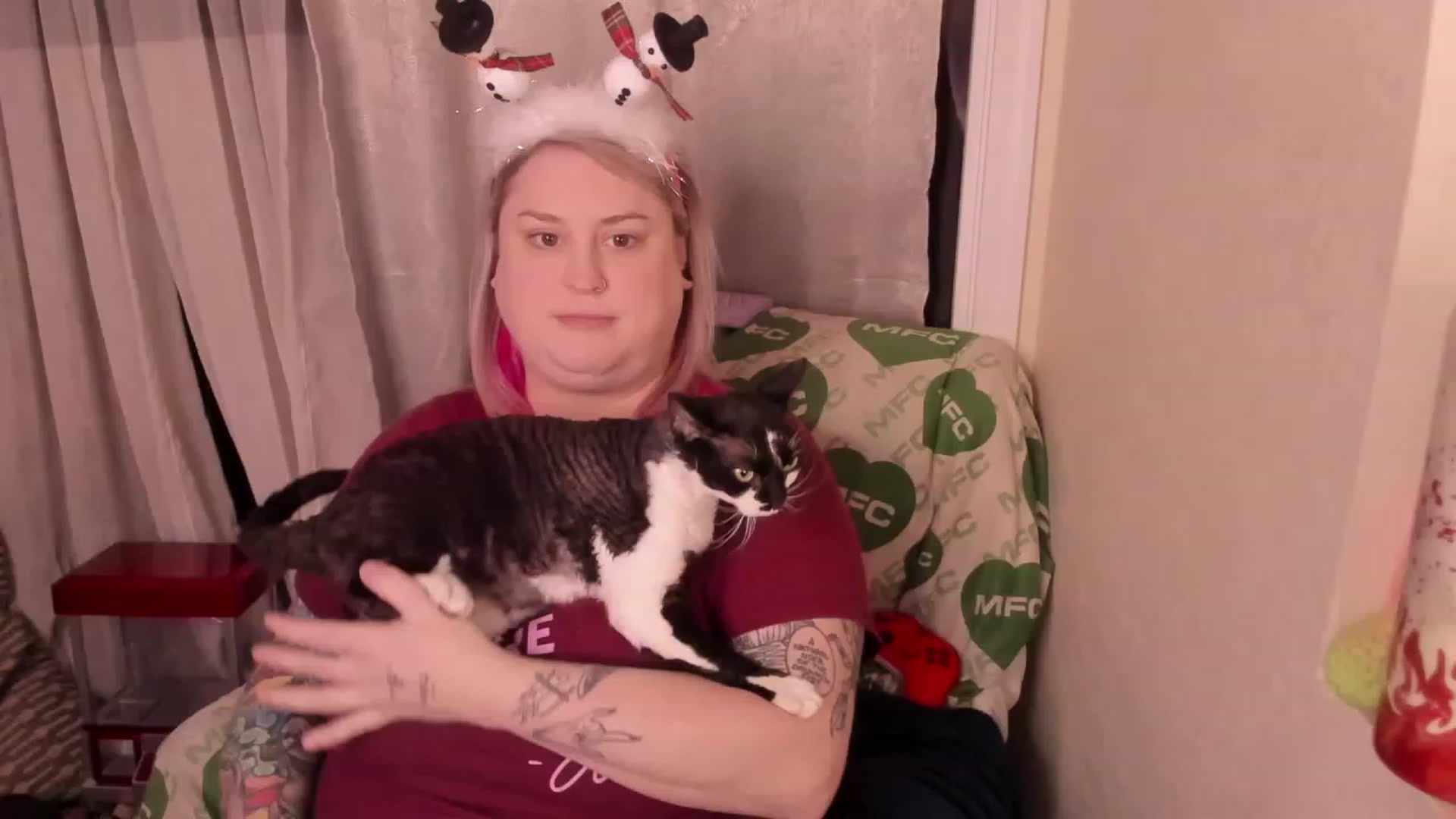 Gallery image thumbnail from mari_jae's myfreecams stream on, 12/03/2023, 09:29 image 3 of 20