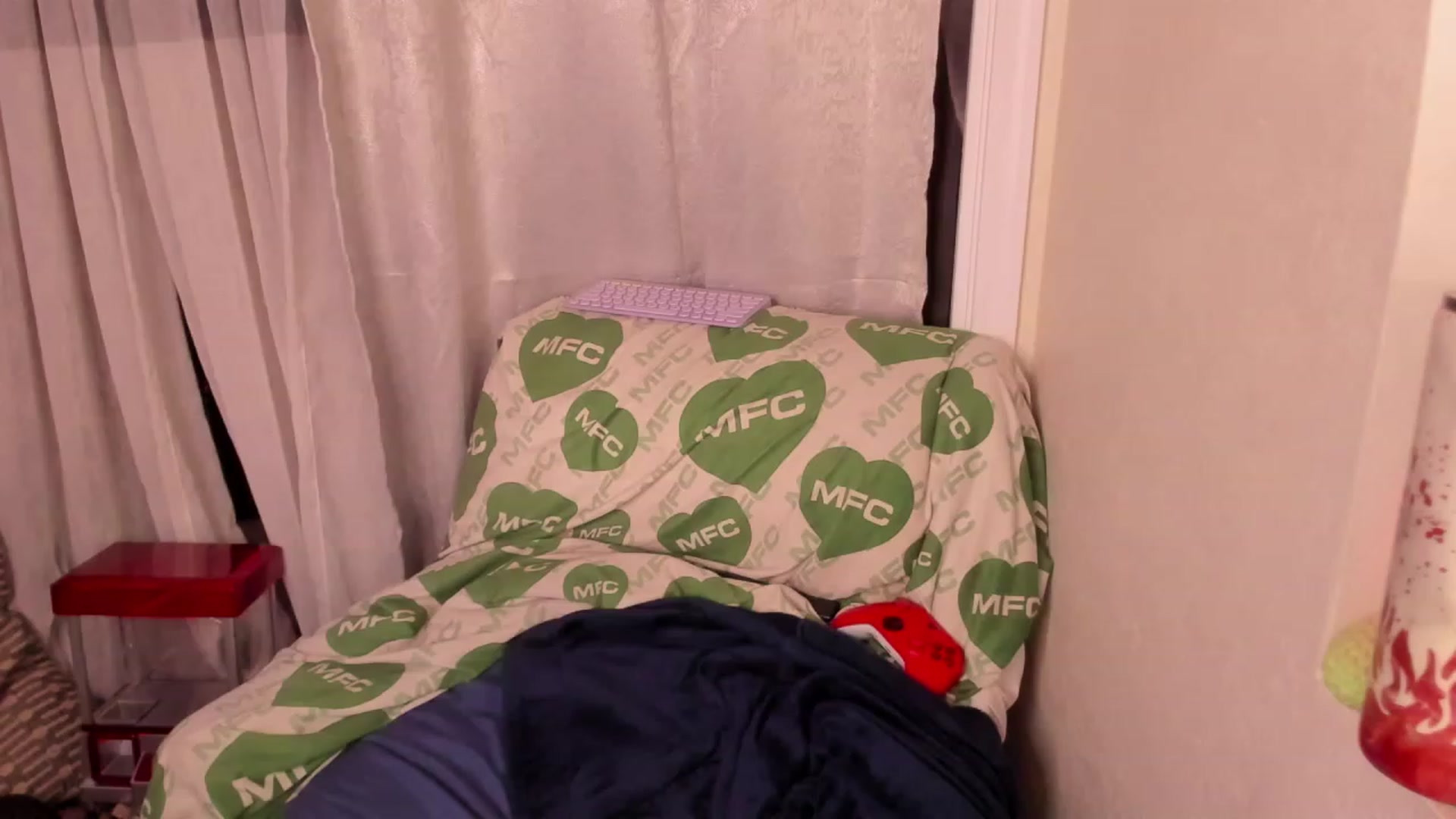 Gallery image thumbnail from mari_jae's myfreecams stream on, 12/03/2023, 09:29 image 2 of 20