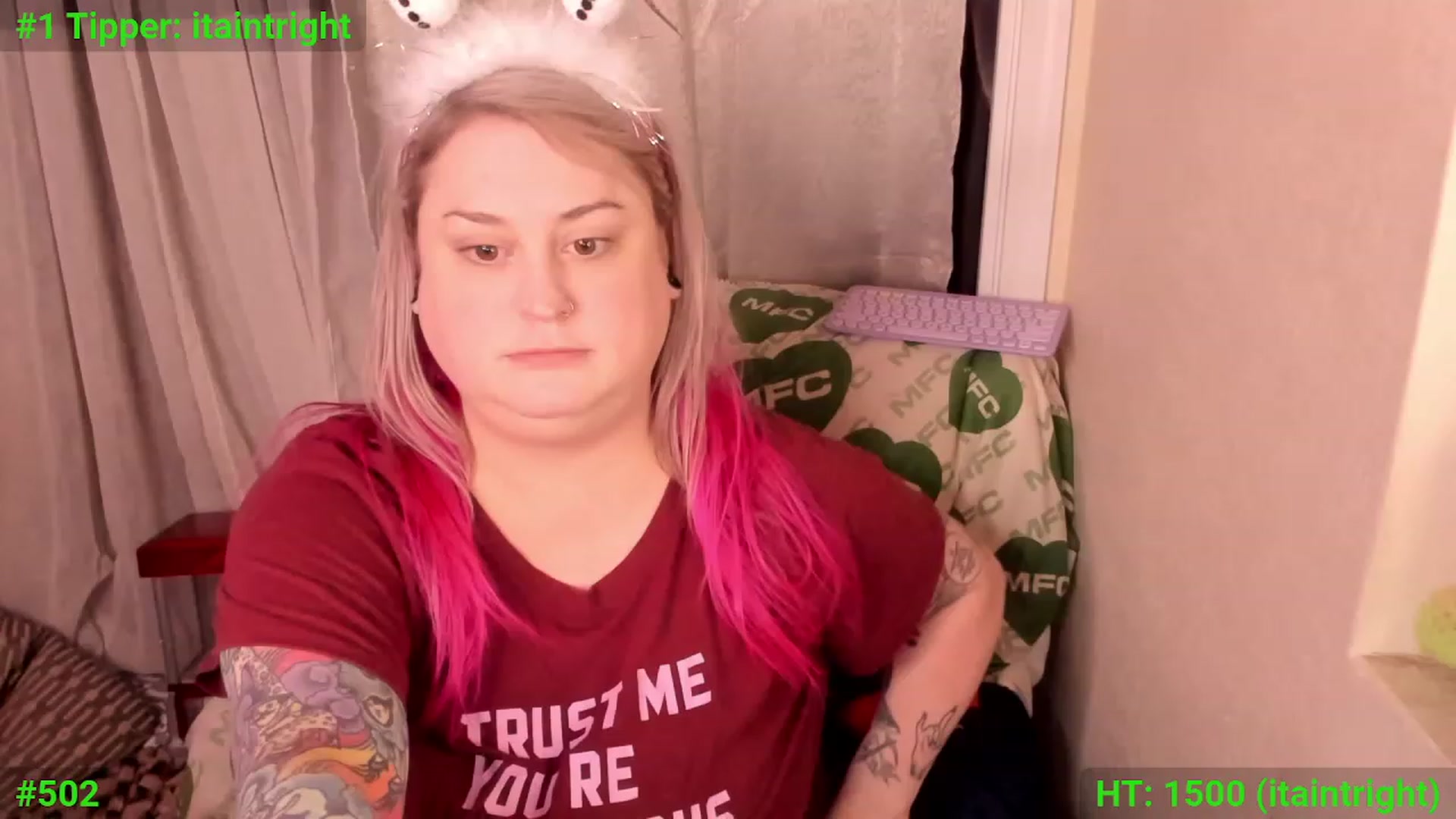 Gallery image thumbnail from mari_jae's myfreecams stream on, 12/03/2023, 11:32 image 5 of 20