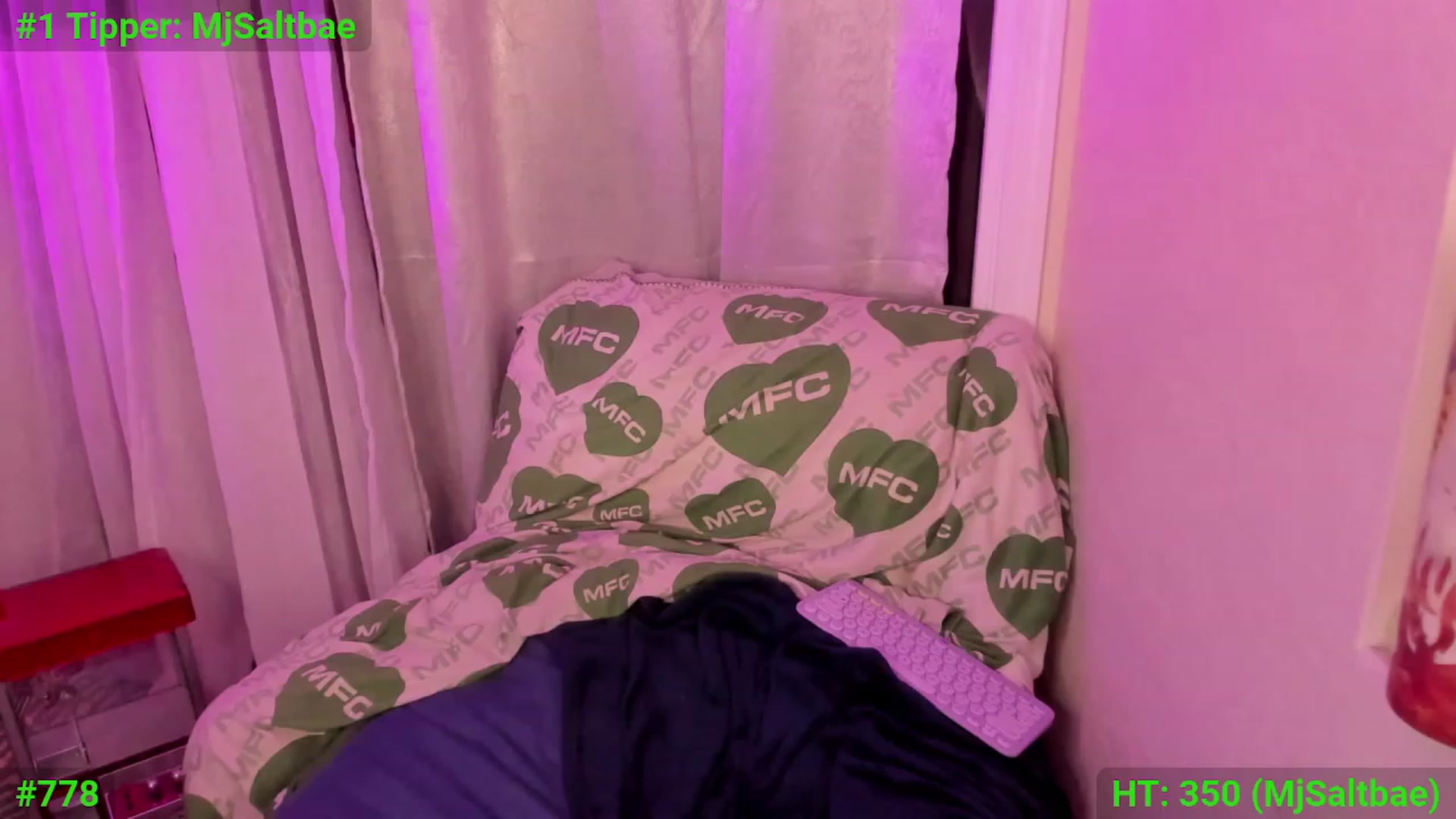 Gallery image thumbnail from mari_jae's myfreecams stream on, 12/06/2023, 08:58 image 10 of 20