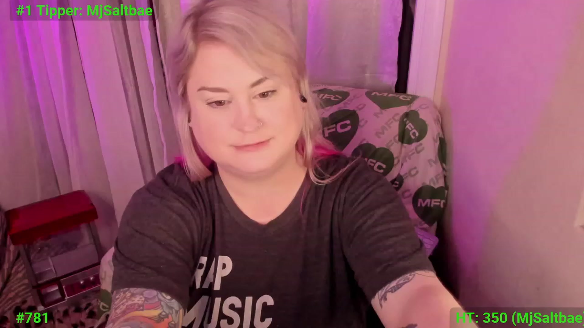Gallery image thumbnail from mari_jae's myfreecams stream on, 12/06/2023, 08:58 image 18 of 20