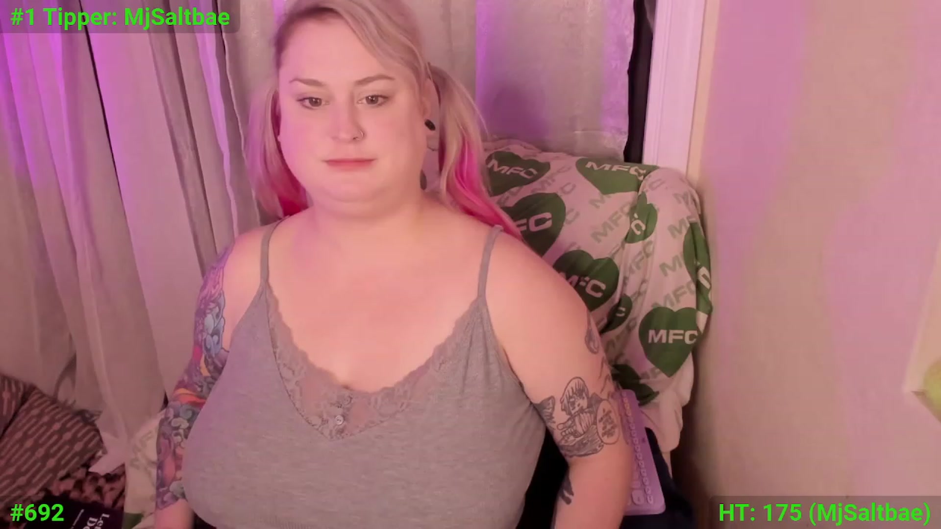 Gallery image thumbnail from mari_jae's myfreecams stream on, 12/08/2023, 09:01 image 16 of 20