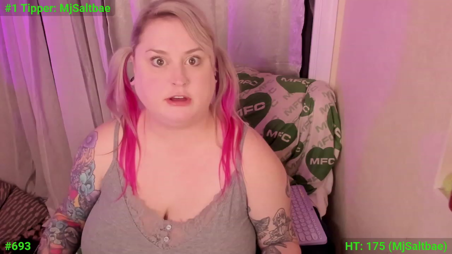 Gallery image thumbnail from mari_jae's myfreecams stream on, 12/08/2023, 09:01 image 4 of 20