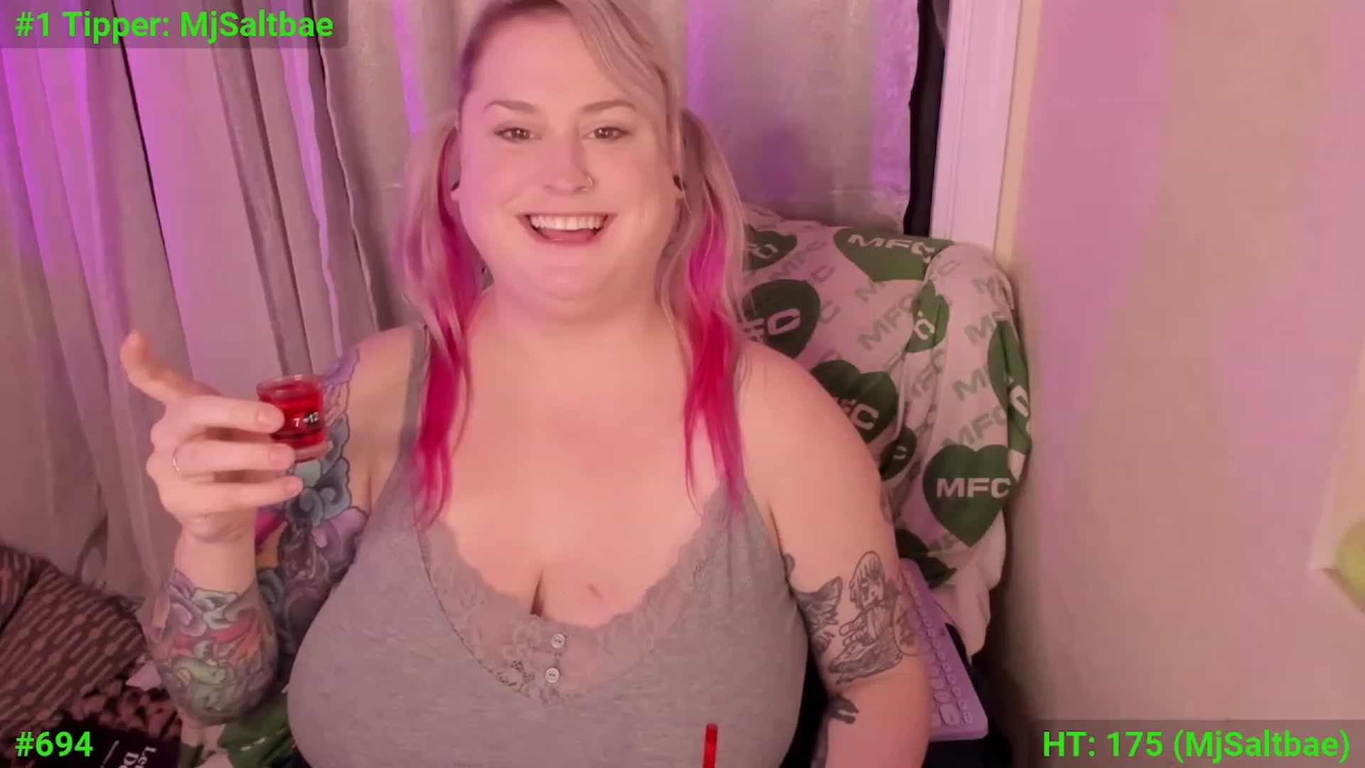 Gallery image thumbnail from mari_jae's myfreecams stream on, 12/08/2023, 09:01 image 7 of 20
