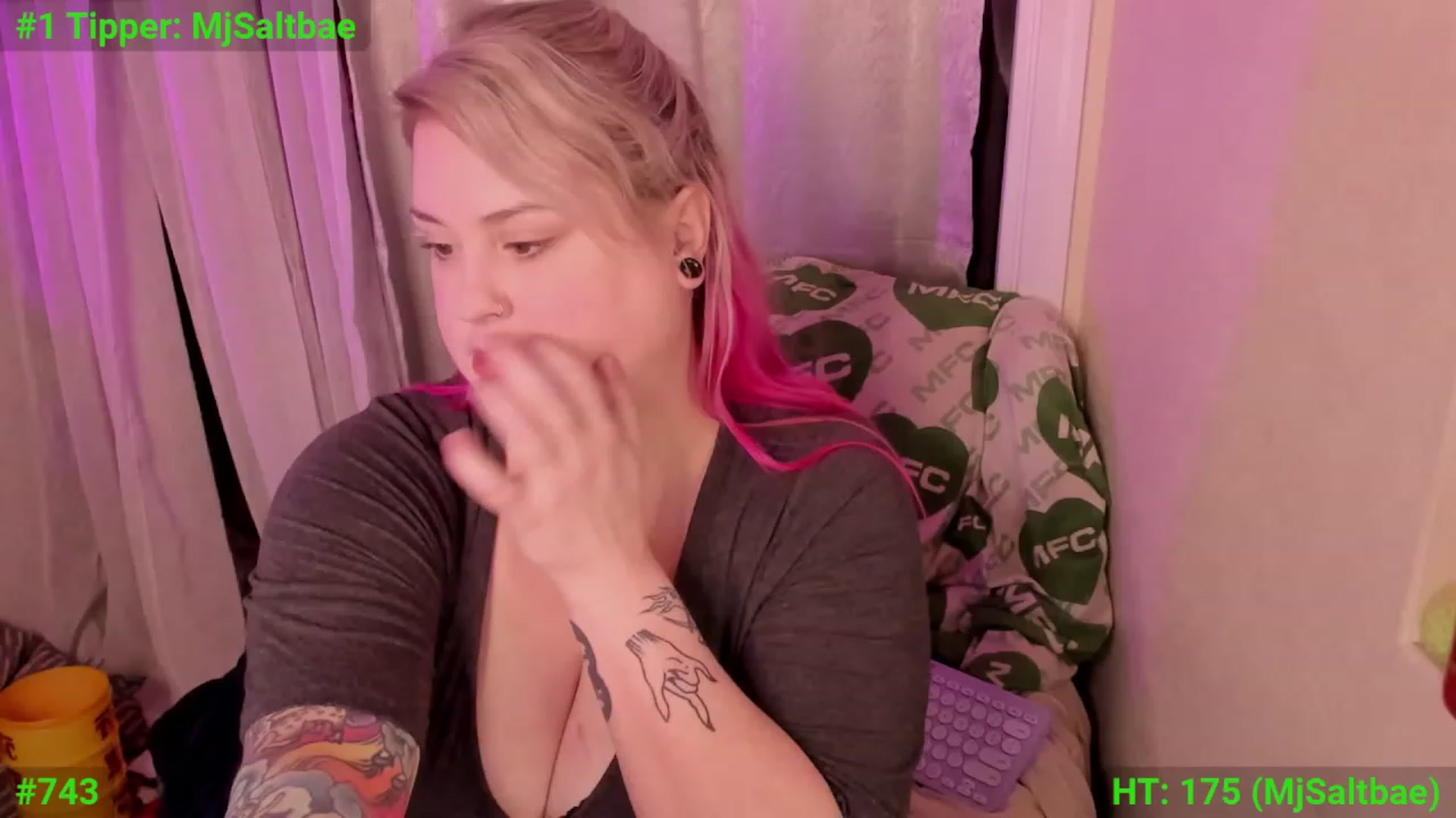 Gallery image thumbnail from mari_jae's myfreecams stream on, 12/09/2023, 09:05 image 13 of 20