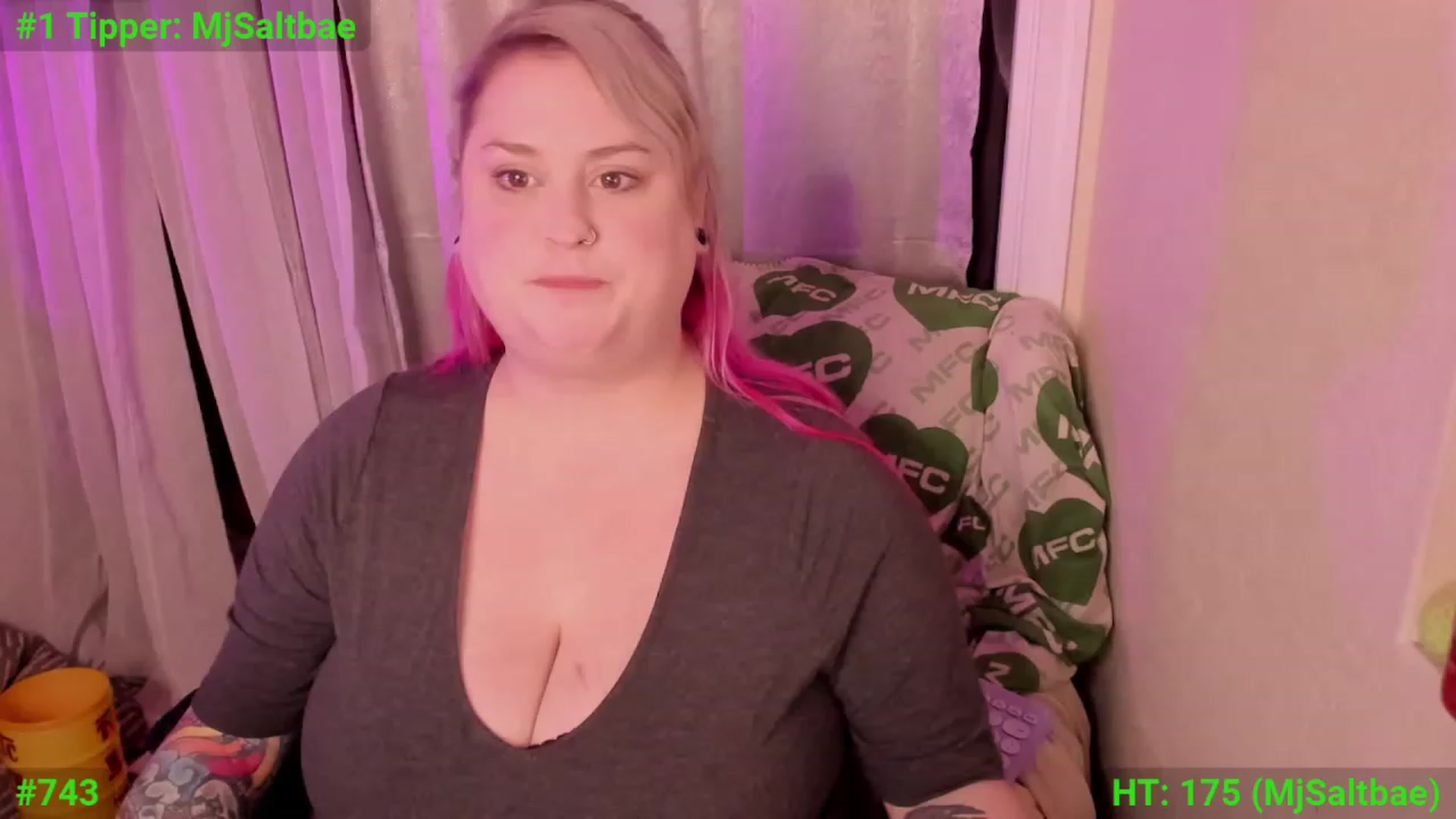 Gallery image thumbnail from mari_jae's myfreecams stream on, 12/09/2023, 09:05 image 12 of 20