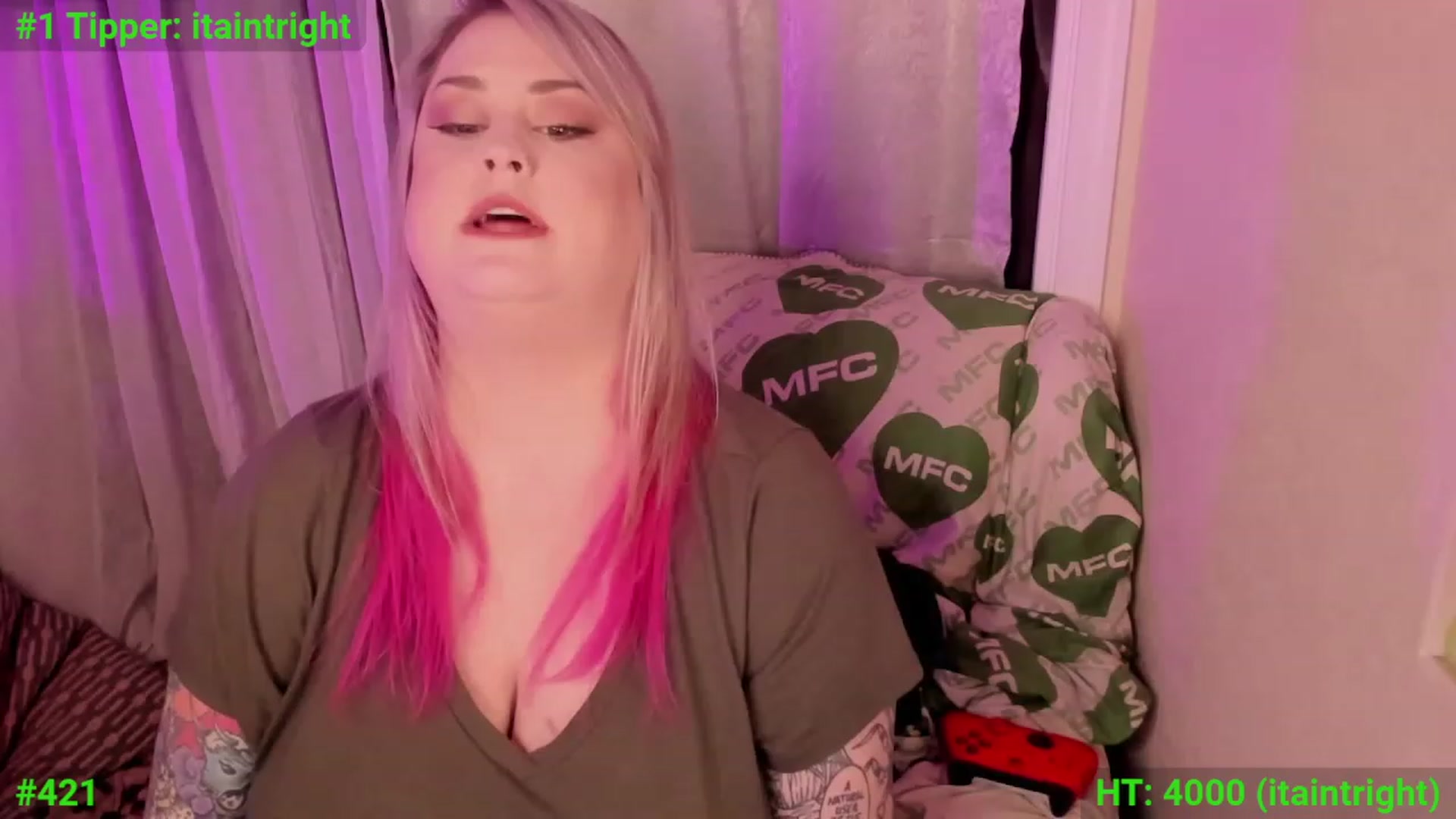 Gallery image thumbnail from mari_jae's myfreecams stream on, 12/10/2023, 09:02 image 11 of 20