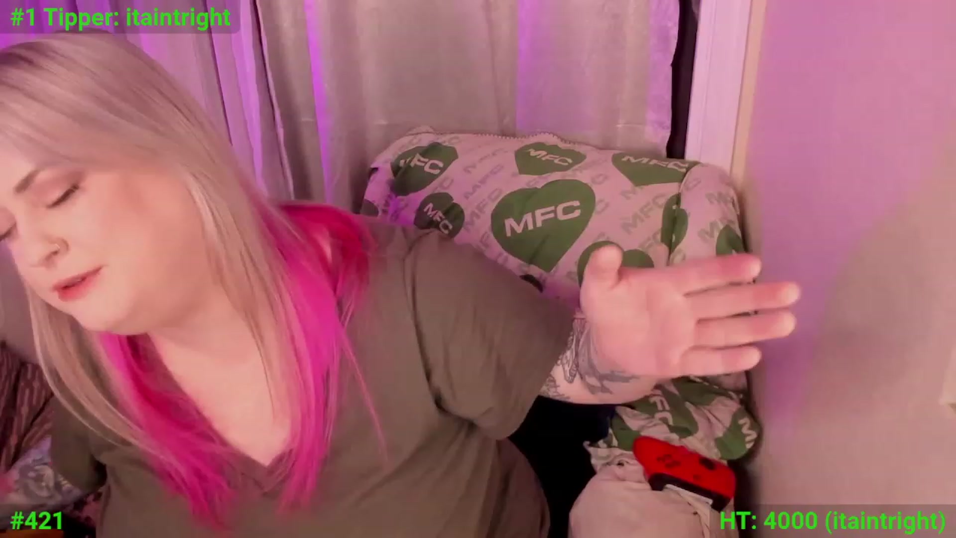 Gallery image thumbnail from mari_jae's myfreecams stream on, 12/10/2023, 09:02 image 20 of 20