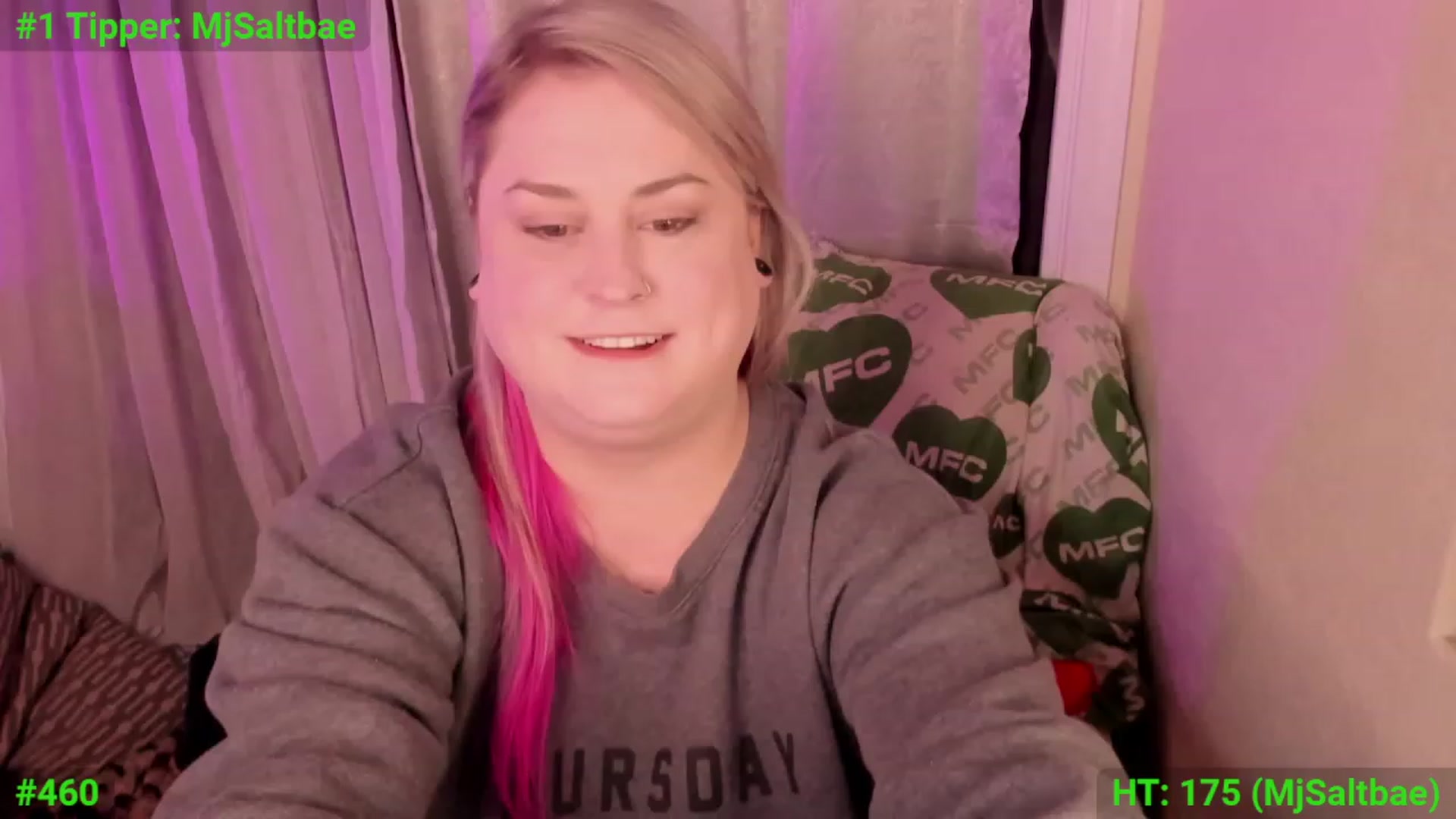 Gallery image thumbnail from mari_jae's myfreecams stream on, 12/11/2023, 04:53 image 15 of 20