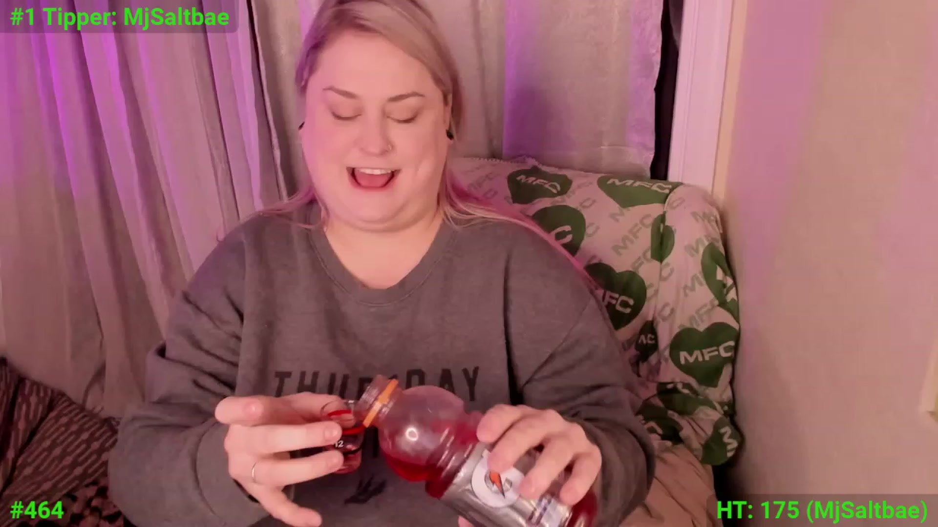 Gallery image thumbnail from mari_jae's myfreecams stream on, 12/11/2023, 04:53 image 2 of 20