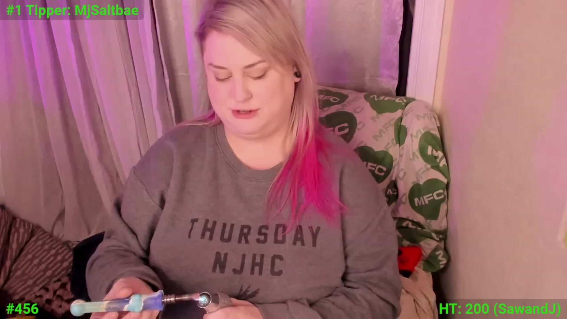 Gallery image thumbnail from mari_jae's myfreecams stream on, 12/11/2023, 07:24 image 2 of 20