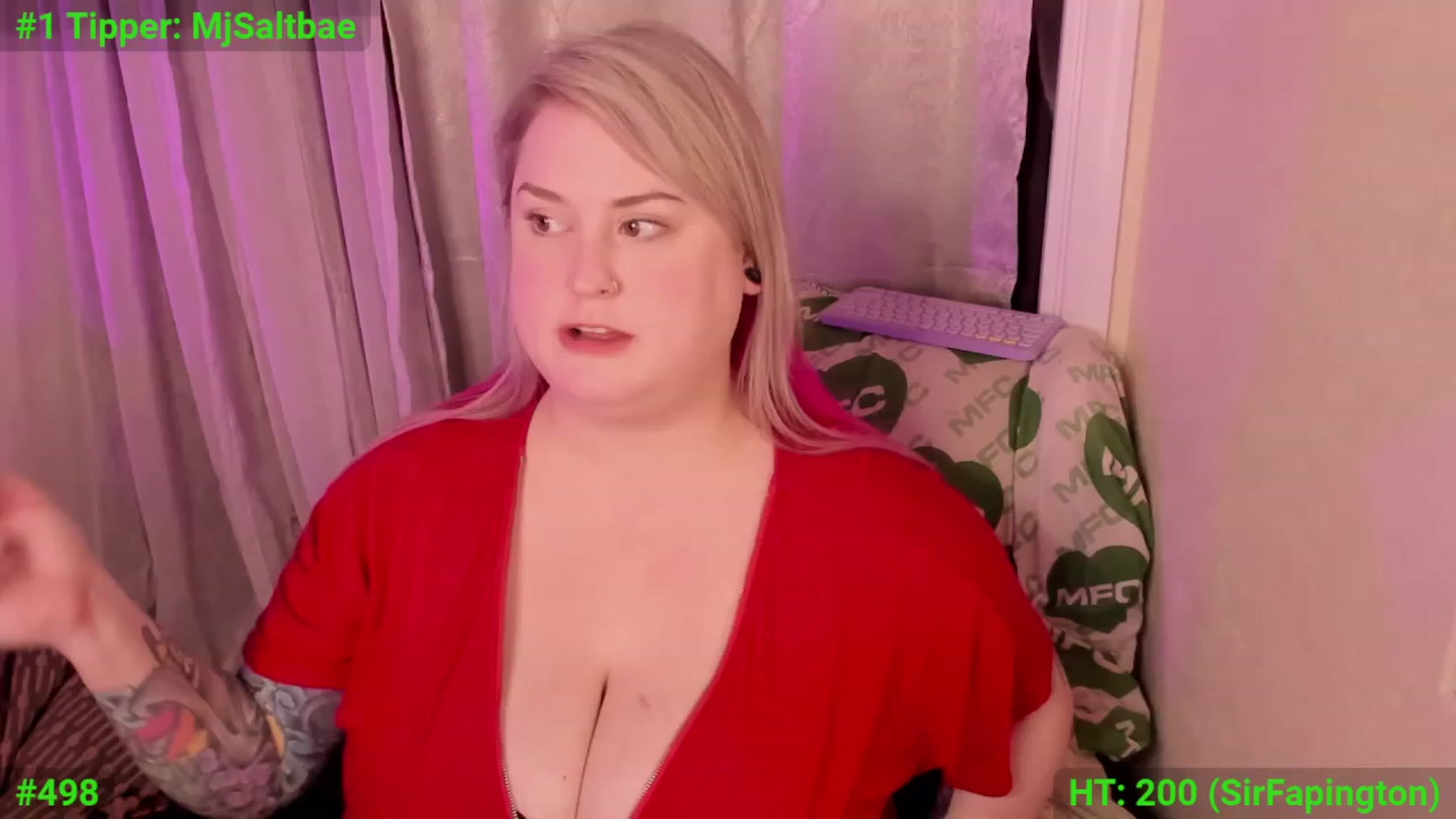 Gallery image thumbnail from mari_jae's myfreecams stream on, 12/13/2023, 10:04 image 14 of 20