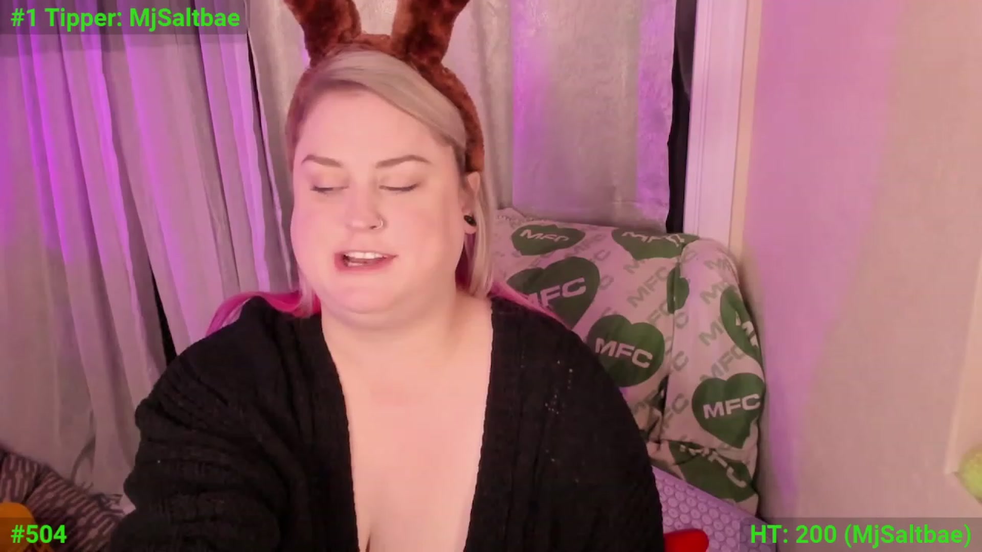 Gallery image thumbnail from mari_jae's myfreecams stream on, 12/14/2023, 08:53 image 3 of 20