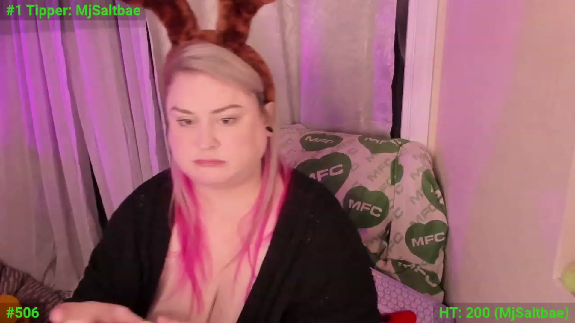 Gallery image thumbnail from mari_jae's myfreecams stream on, 12/14/2023, 08:53 image 2 of 20