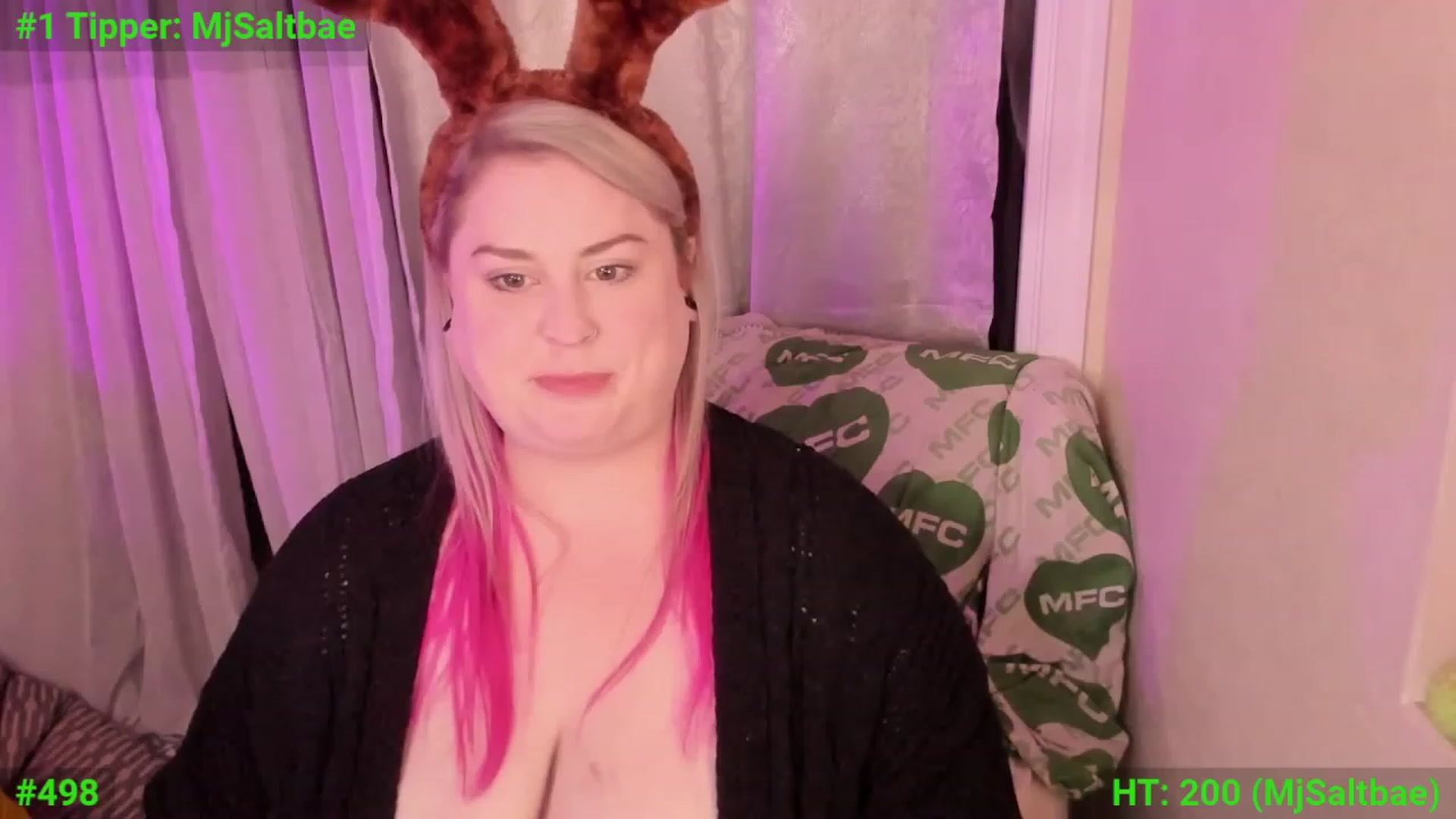 Gallery image thumbnail from mari_jae's myfreecams stream on, 12/14/2023, 08:53 image 10 of 20