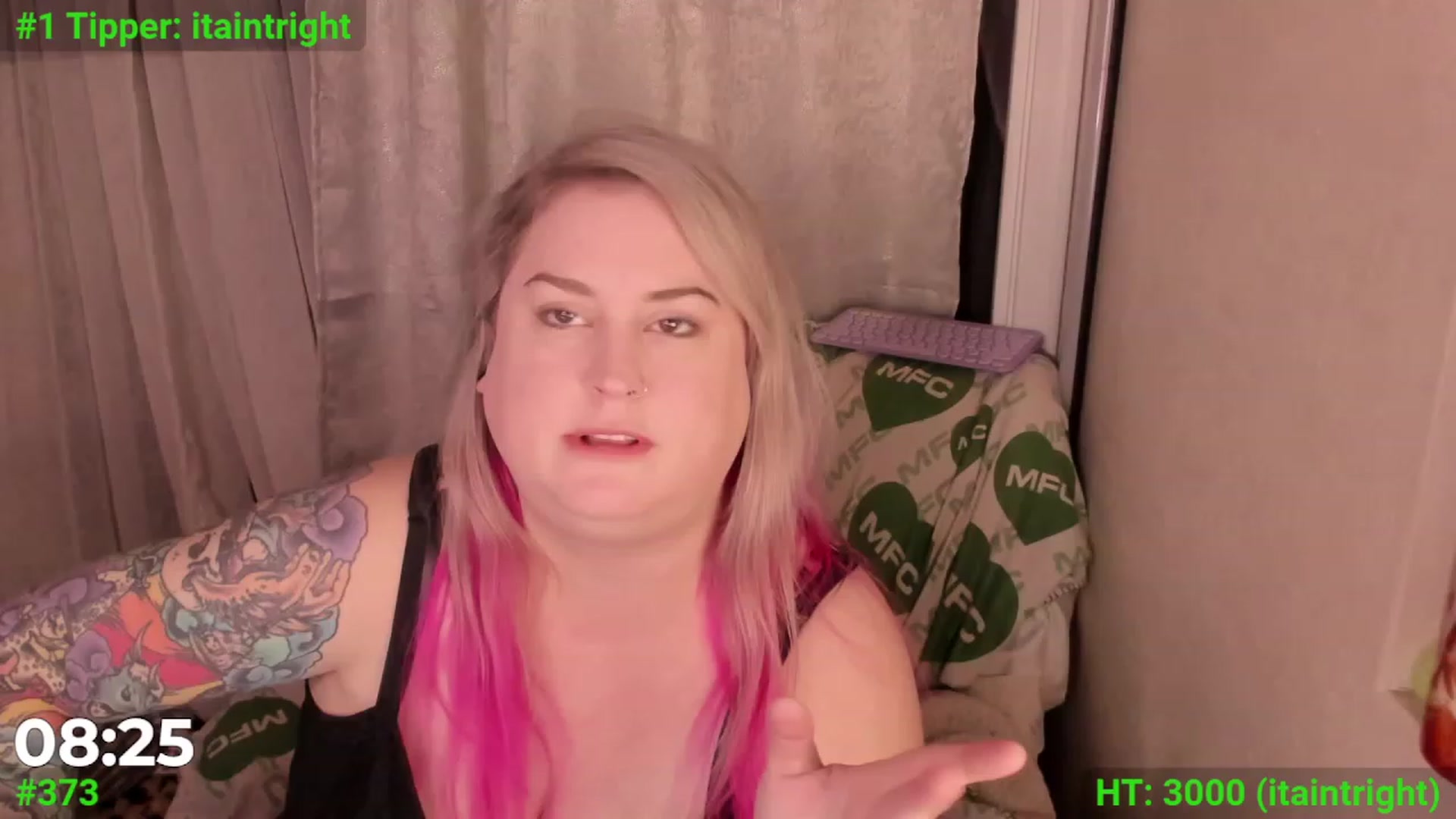 Gallery image thumbnail from mari_jae's myfreecams stream on, 12/17/2023, 09:27 image 4 of 20